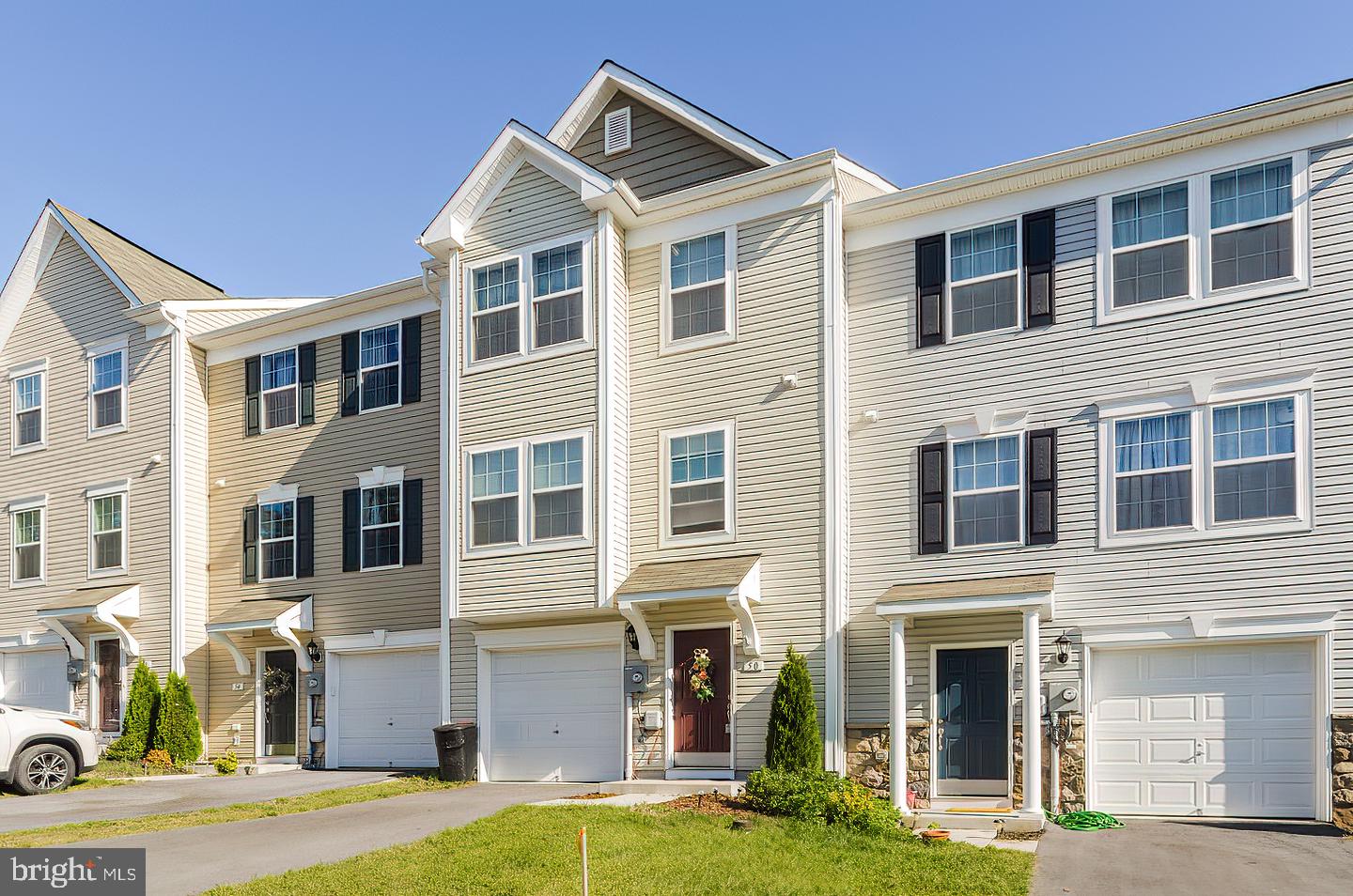 STONEBROOK VILLAGE - Residential