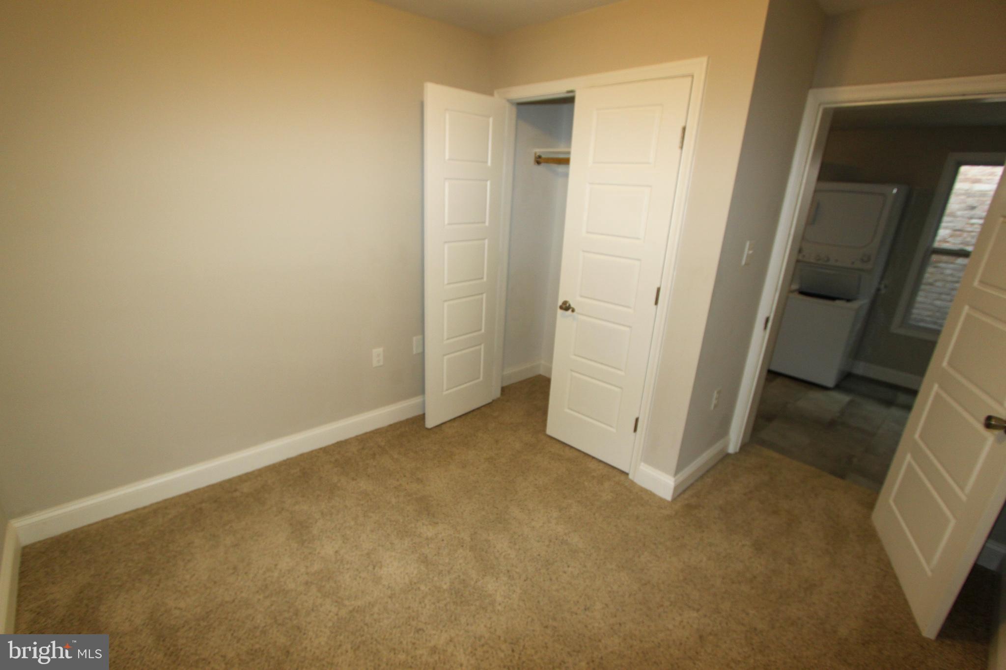 MARTINSBURG - Residential Lease