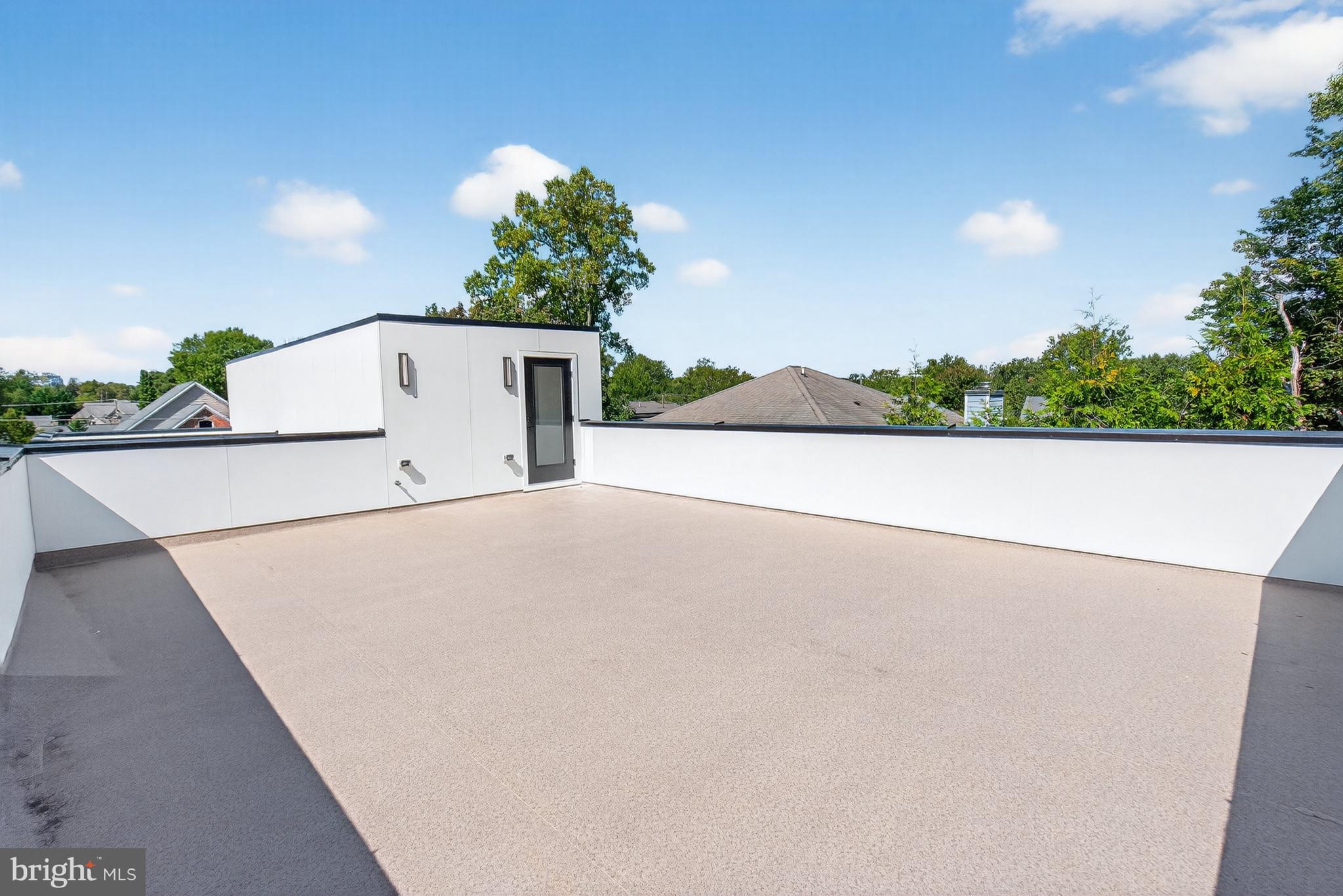 WEST MC LEAN - Residential