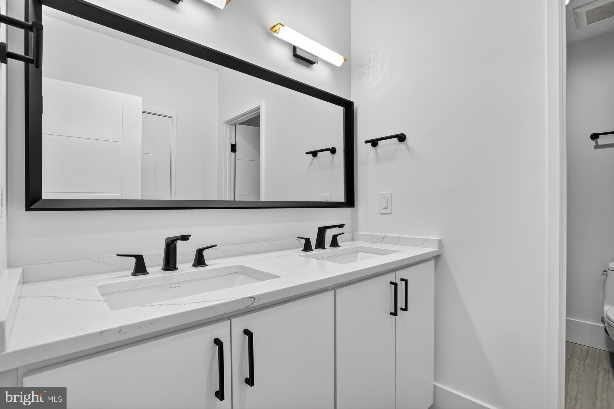 WEST MC LEAN - Residential