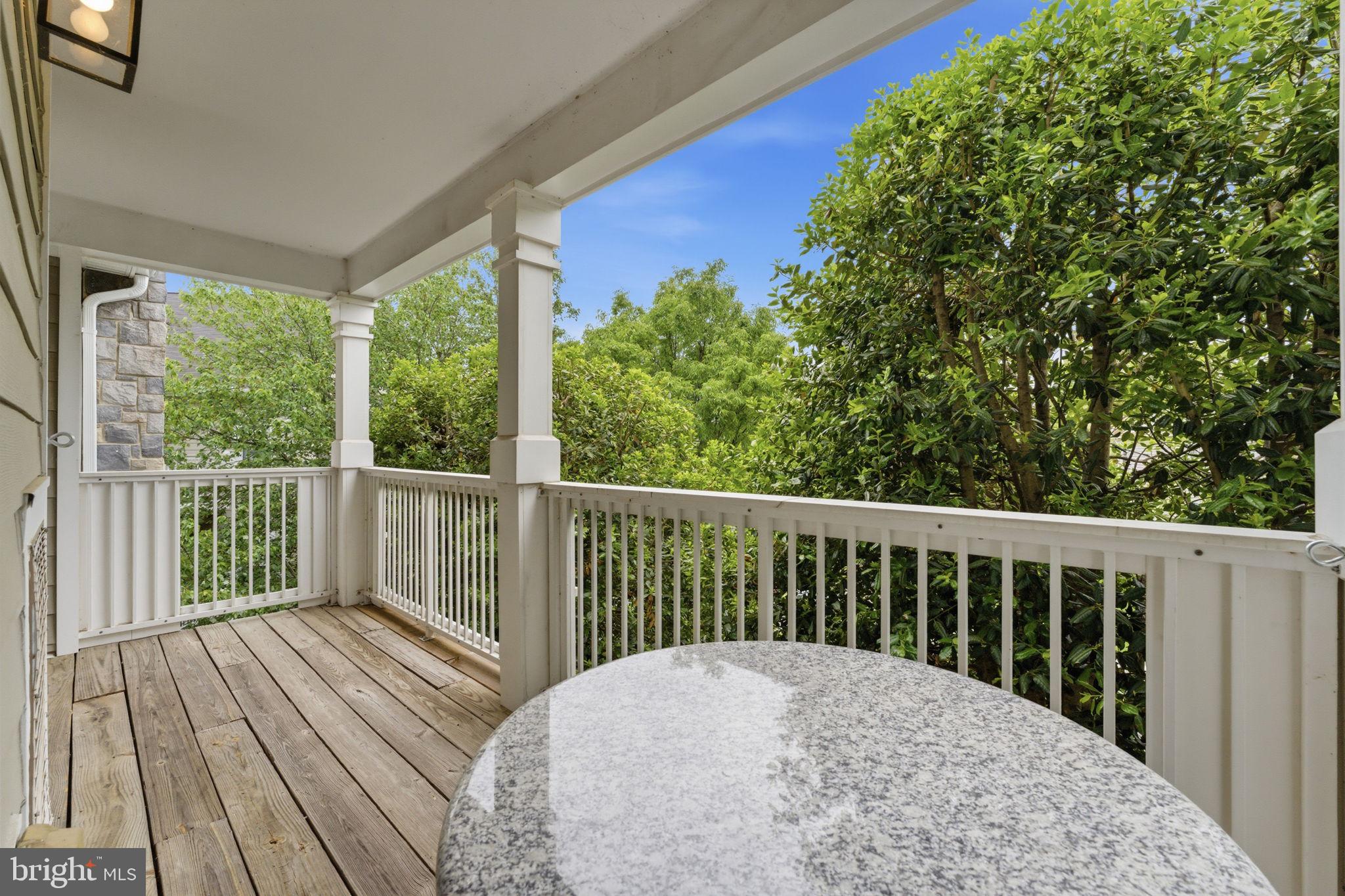 EDGEWATER AT TOWN CENTER - Residential