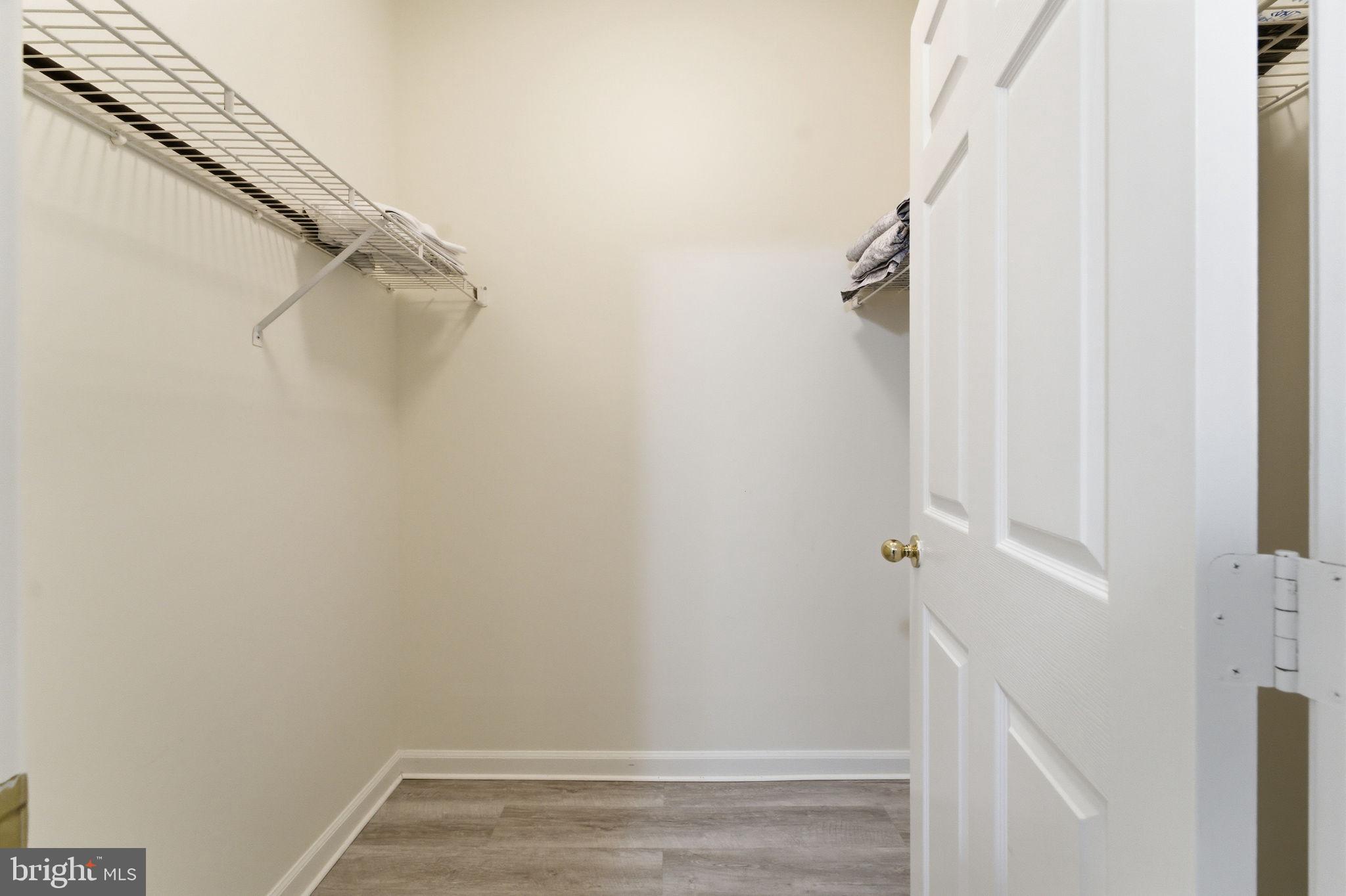 EDGEWATER AT TOWN CENTER - Residential