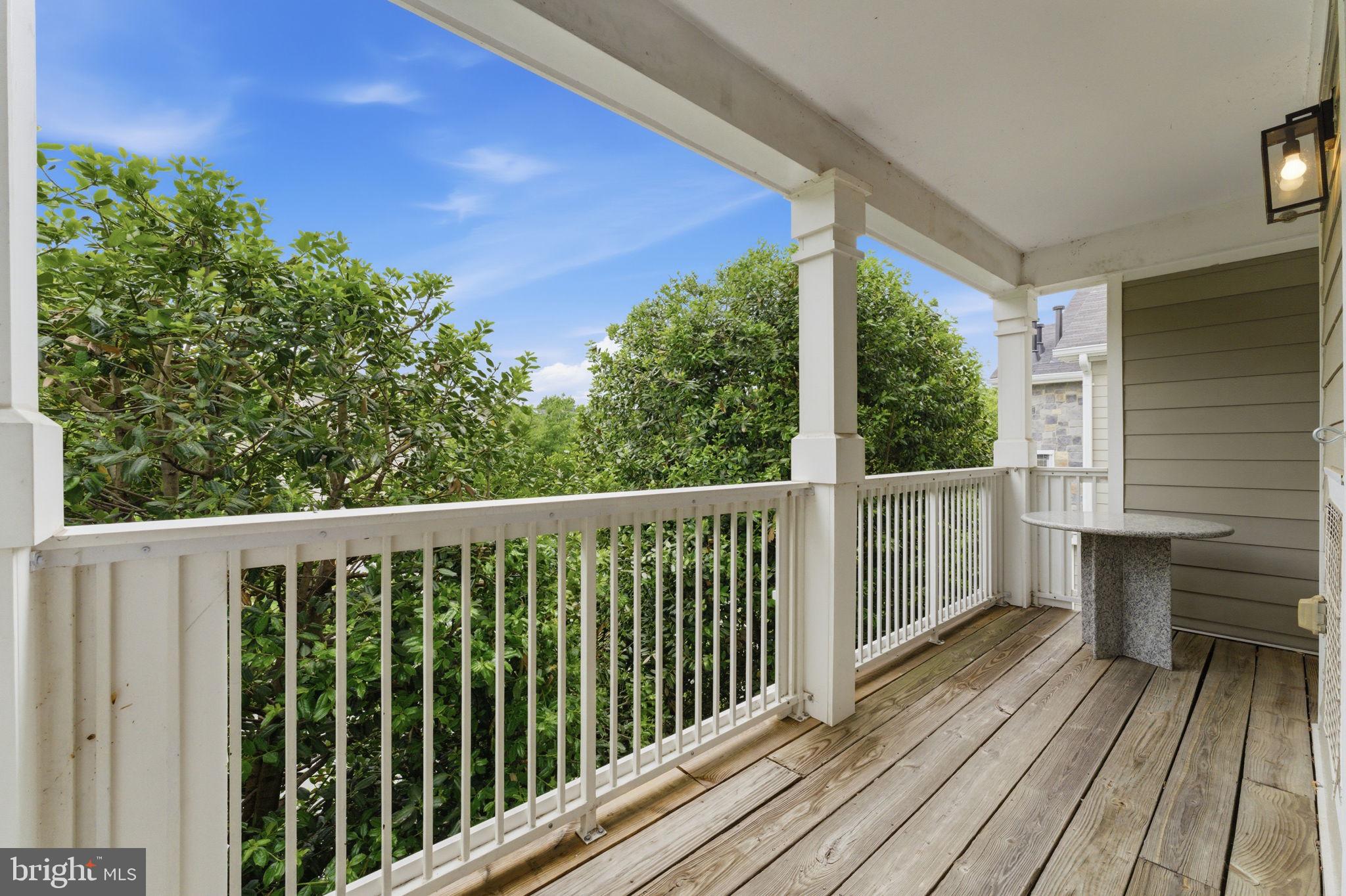 EDGEWATER AT TOWN CENTER - Residential