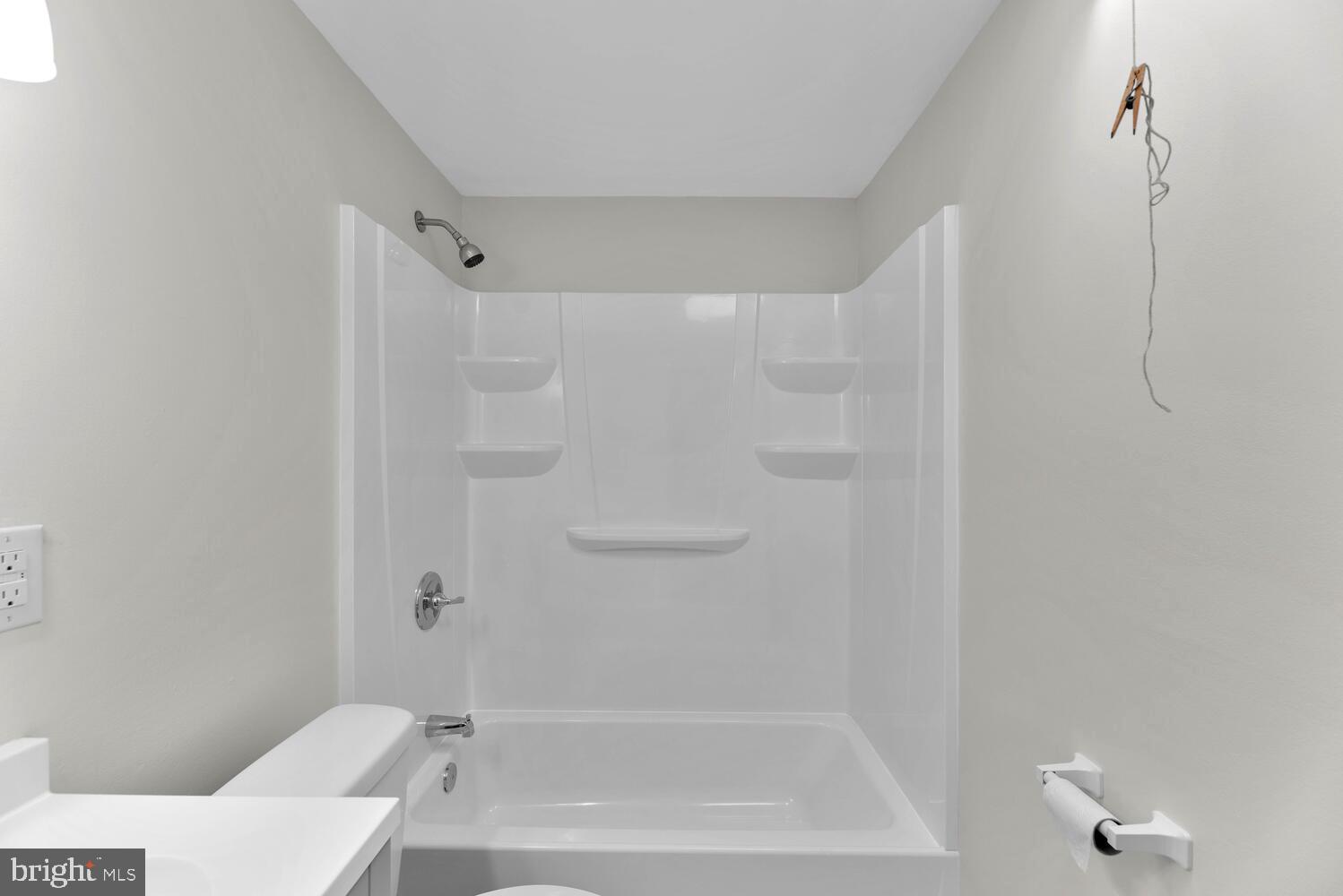 FRIENDSHIP GARDENS - Residential Lease