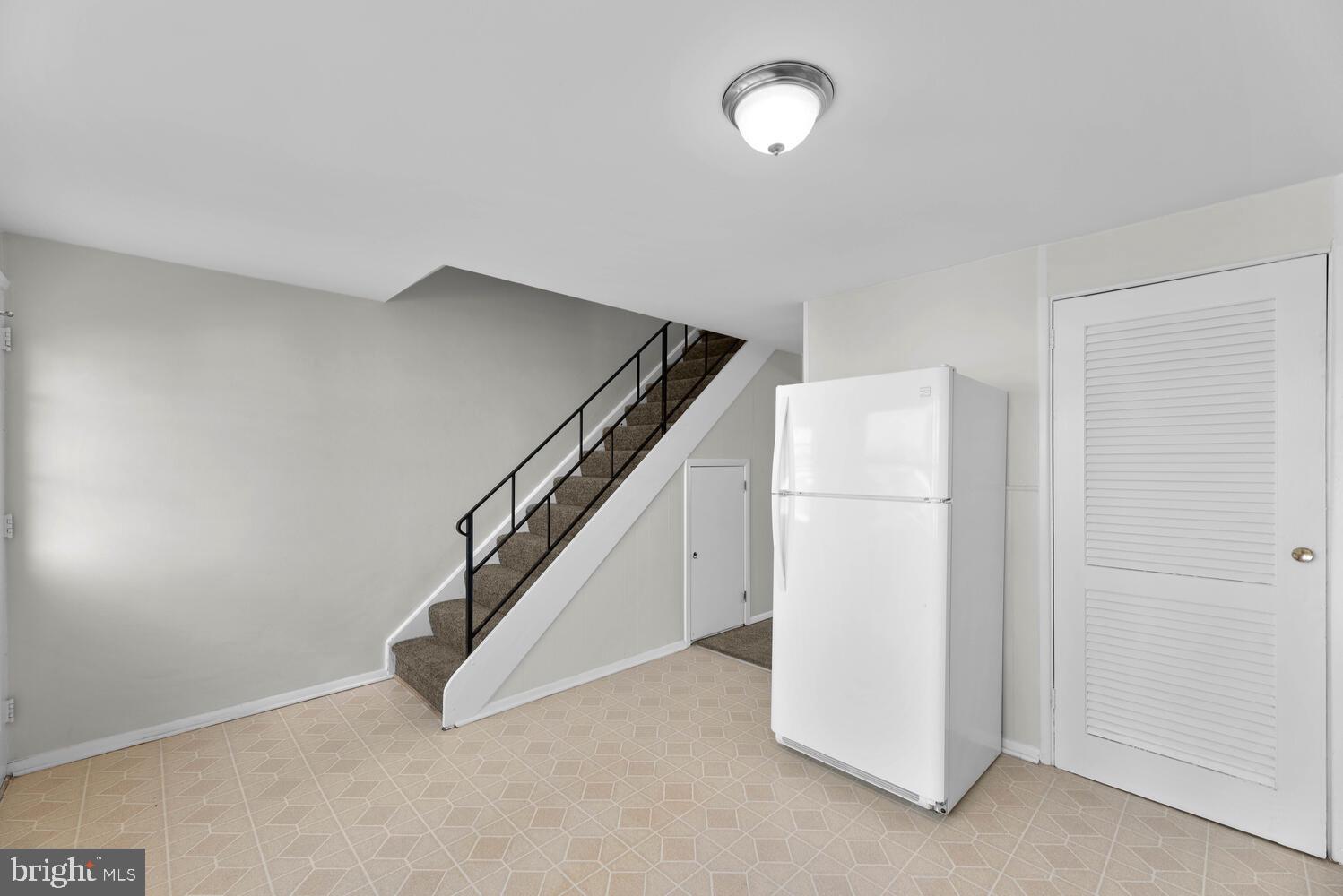 FRIENDSHIP GARDENS - Residential Lease