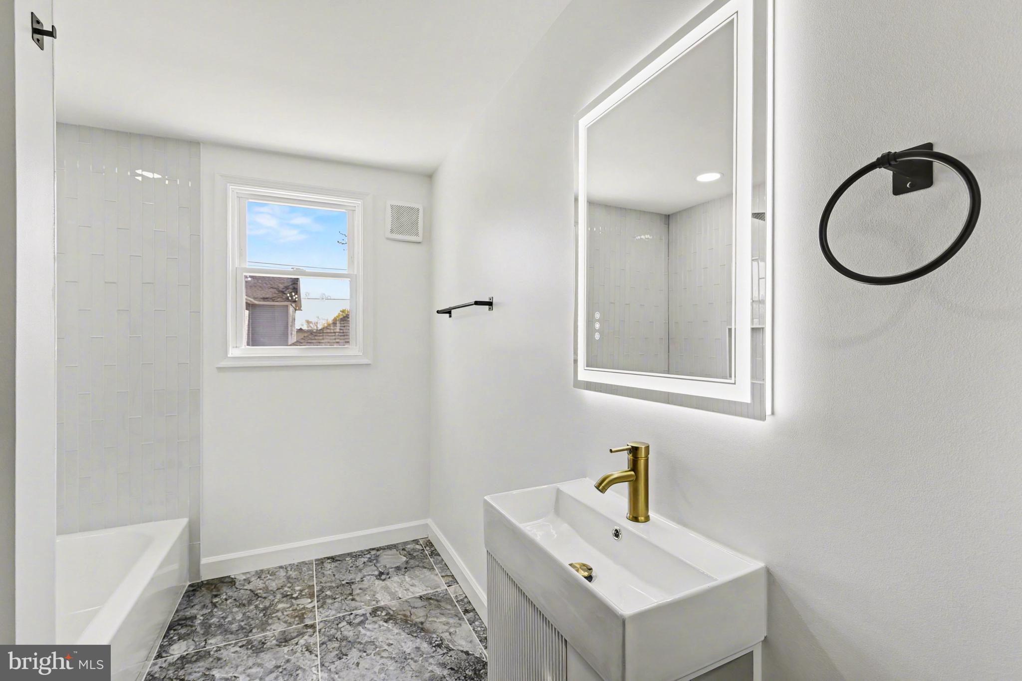 WALTHERSON - Residential