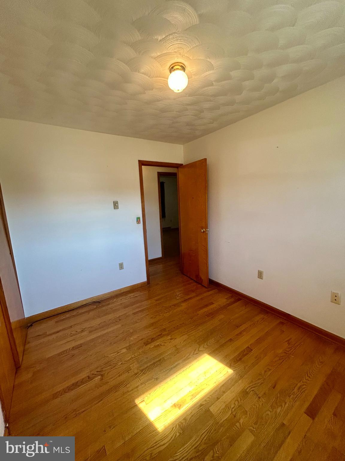 NONE UNRESTRICTED - Residential