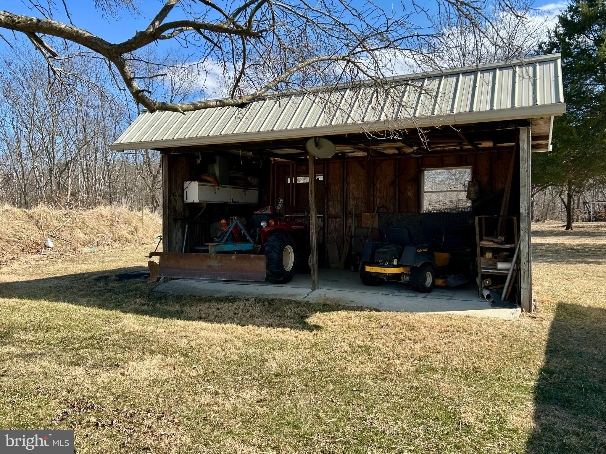 NONE UNRESTRICTED - Residential