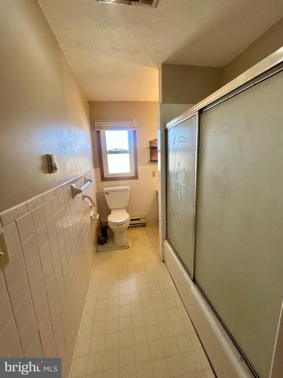 NONE UNRESTRICTED - Residential