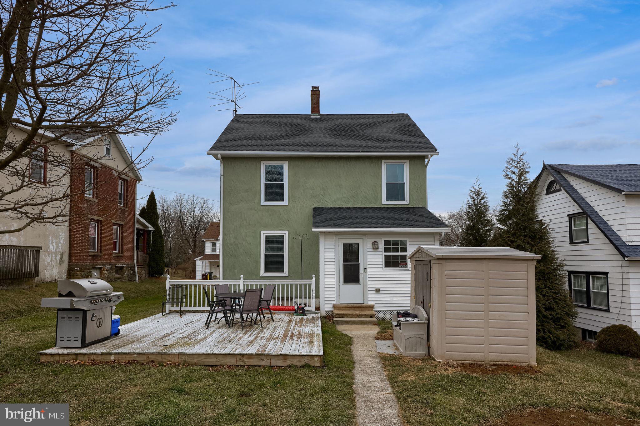 WEST GROVE BORO - Residential