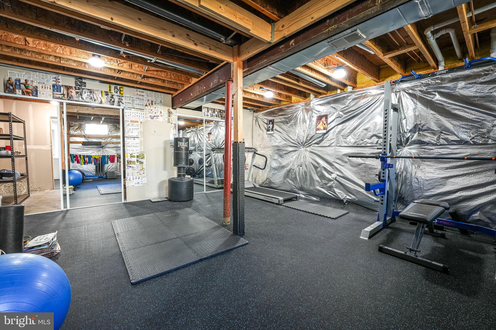 CREST RIDGE ESTATES - Residential