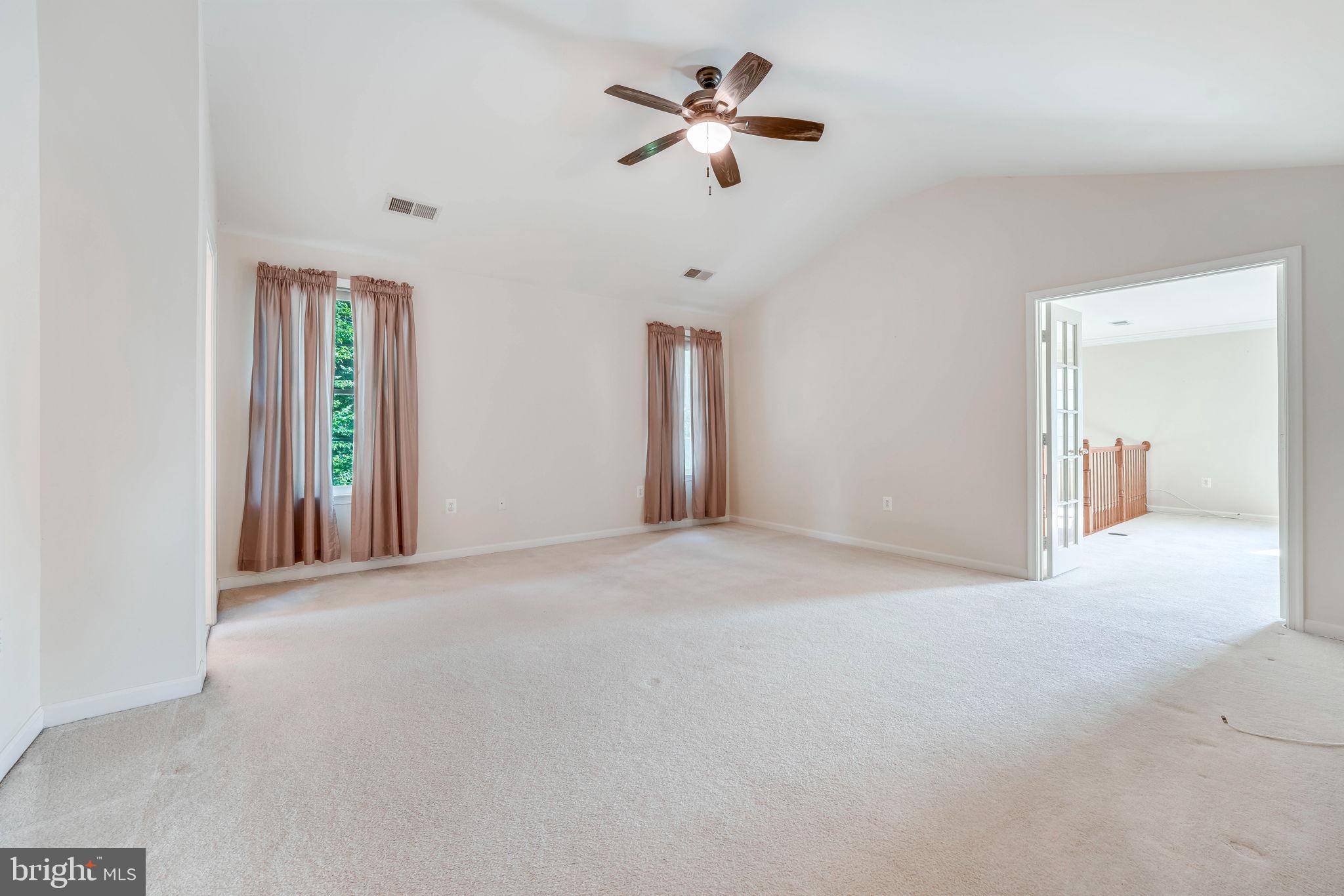 CREST RIDGE ESTATES - Residential