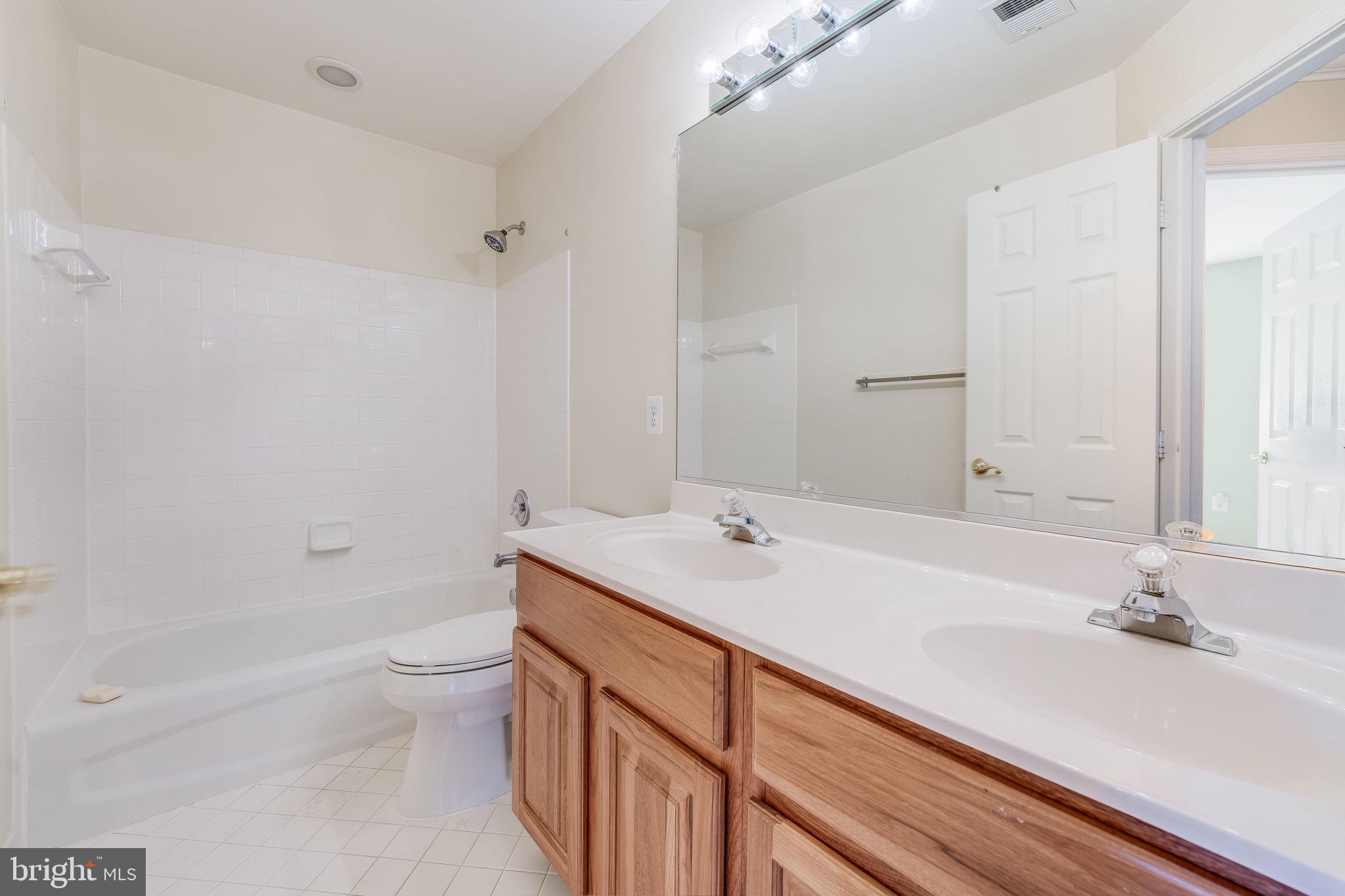 CREST RIDGE ESTATES - Residential