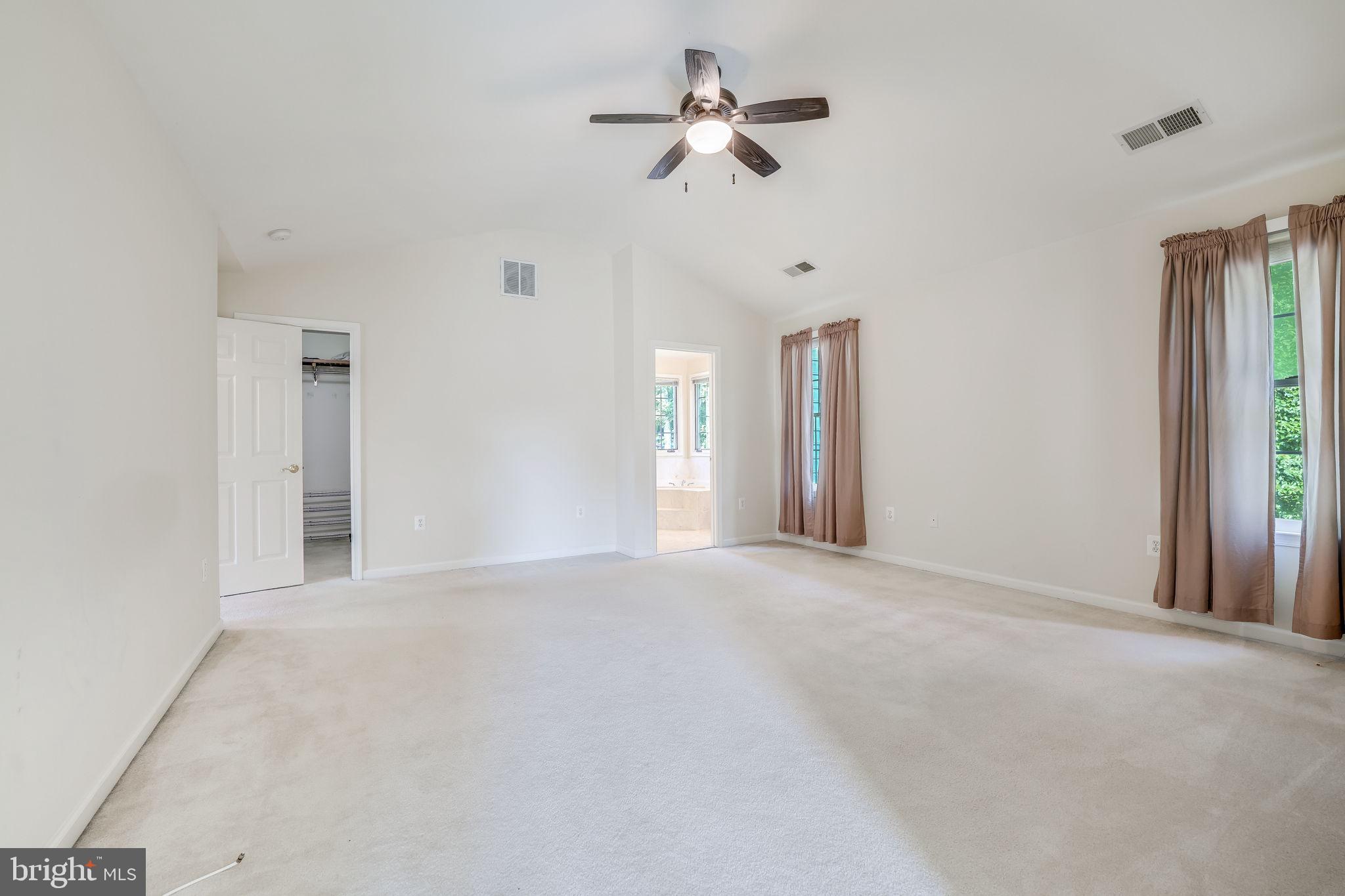 CREST RIDGE ESTATES - Residential