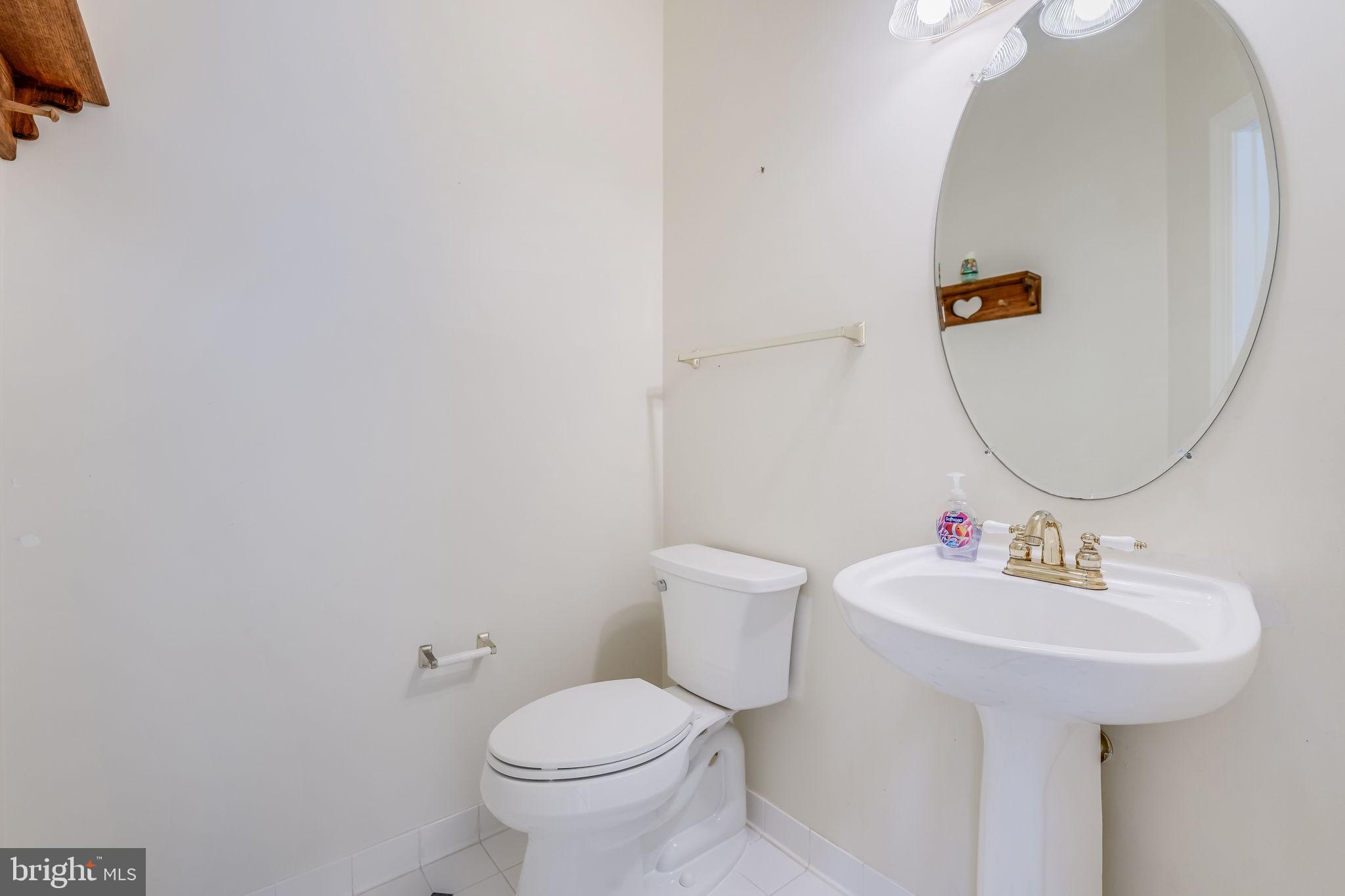 CREST RIDGE ESTATES - Residential