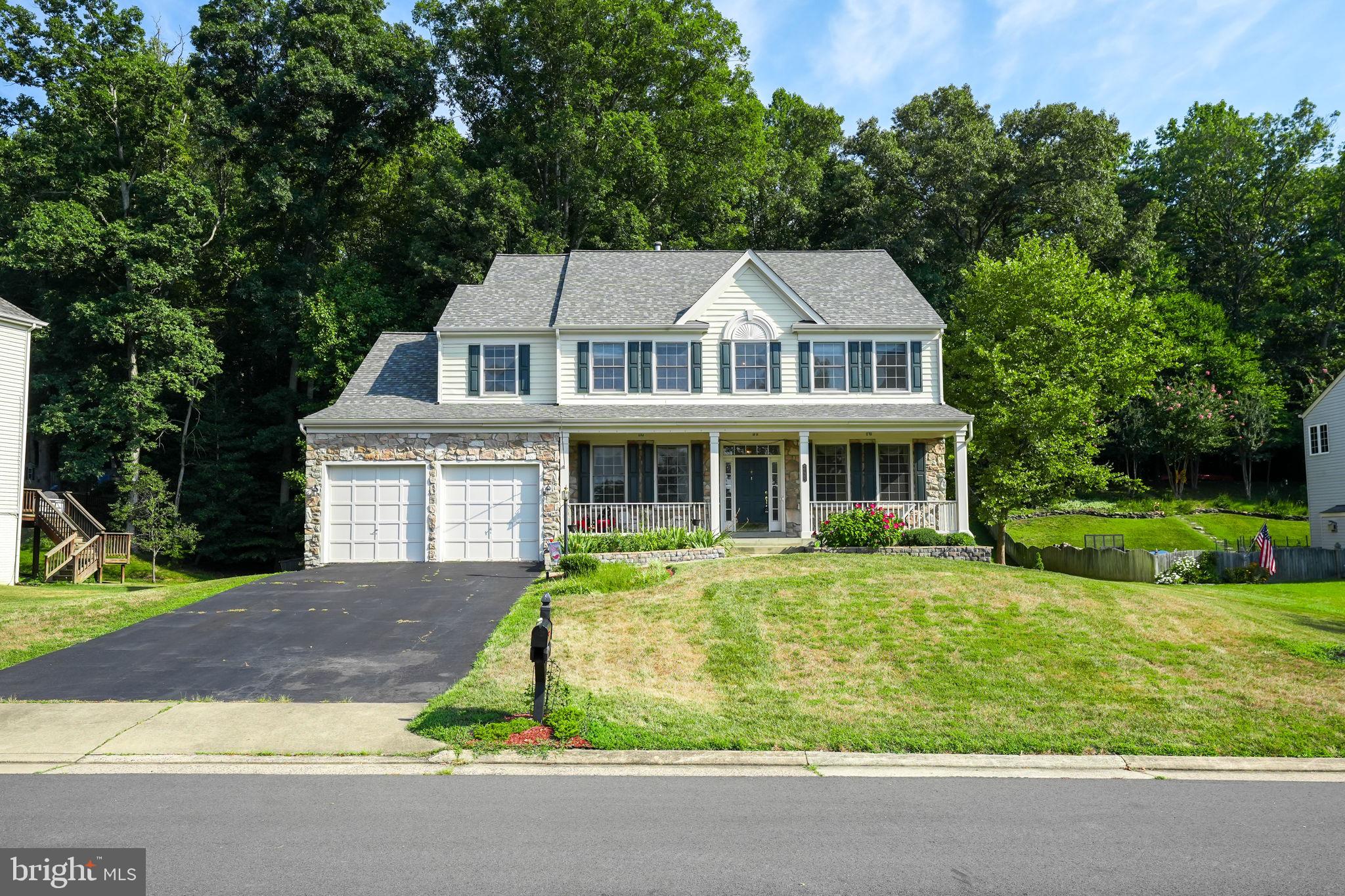 CREST RIDGE ESTATES - Residential