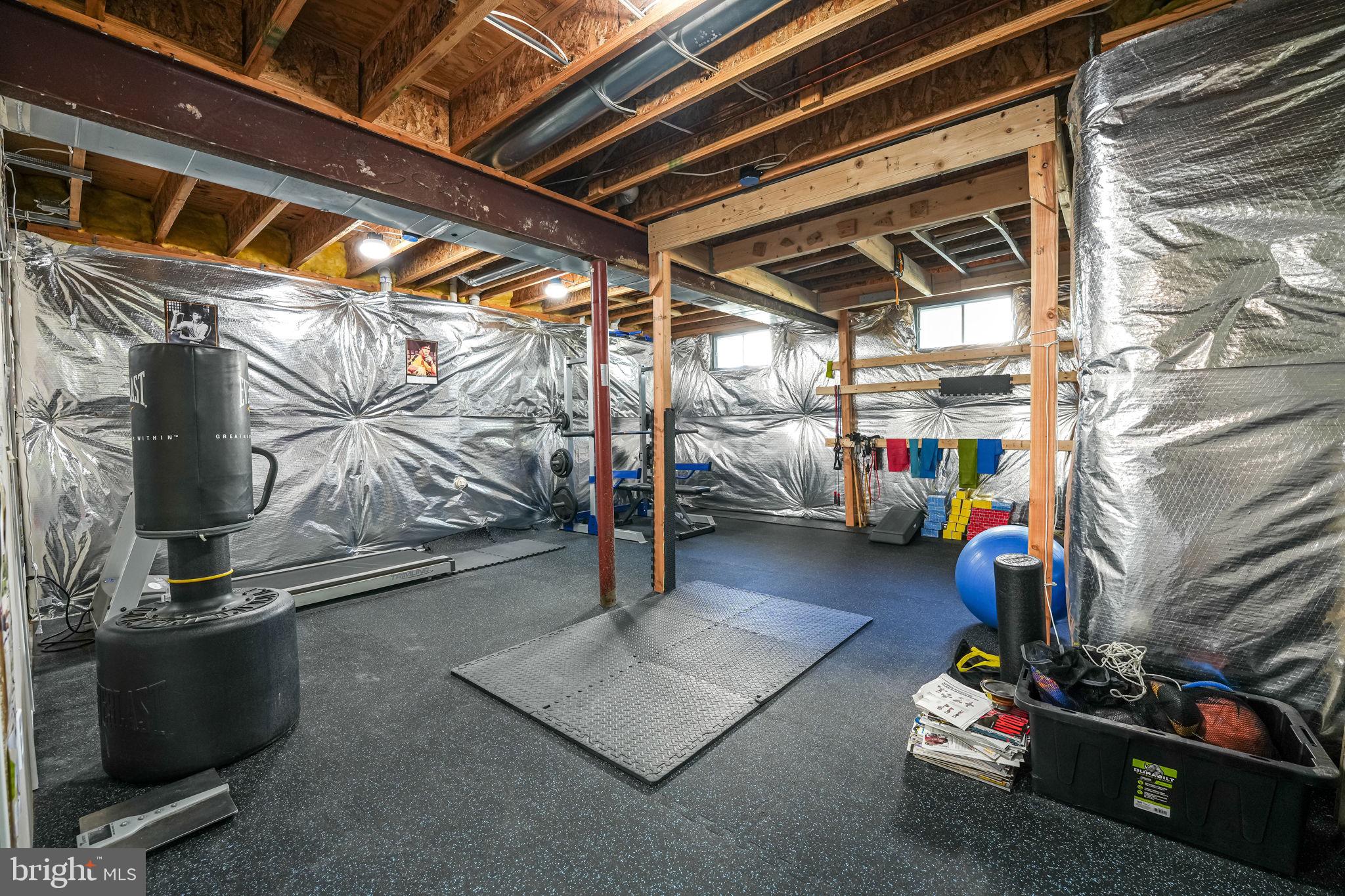 CREST RIDGE ESTATES - Residential