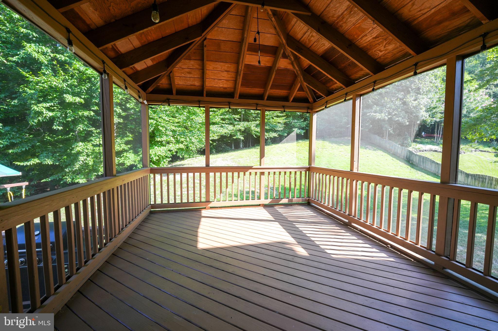 CREST RIDGE ESTATES - Residential