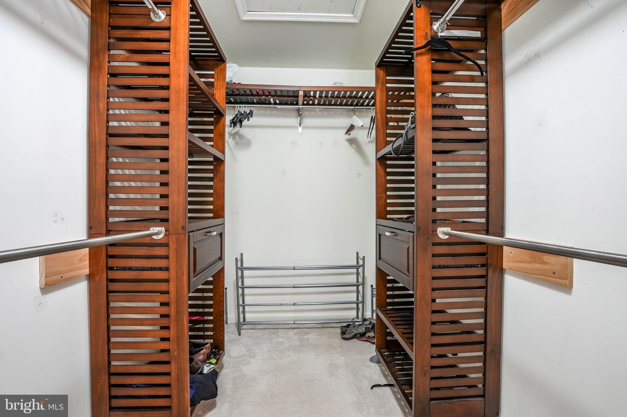 CREST RIDGE ESTATES - Residential