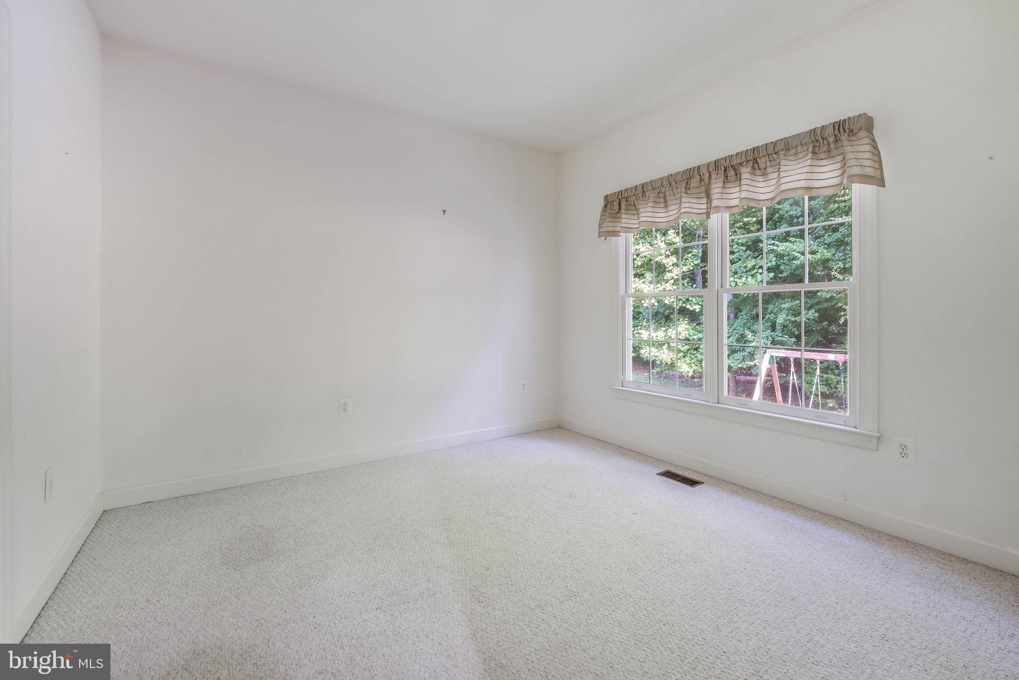 CREST RIDGE ESTATES - Residential