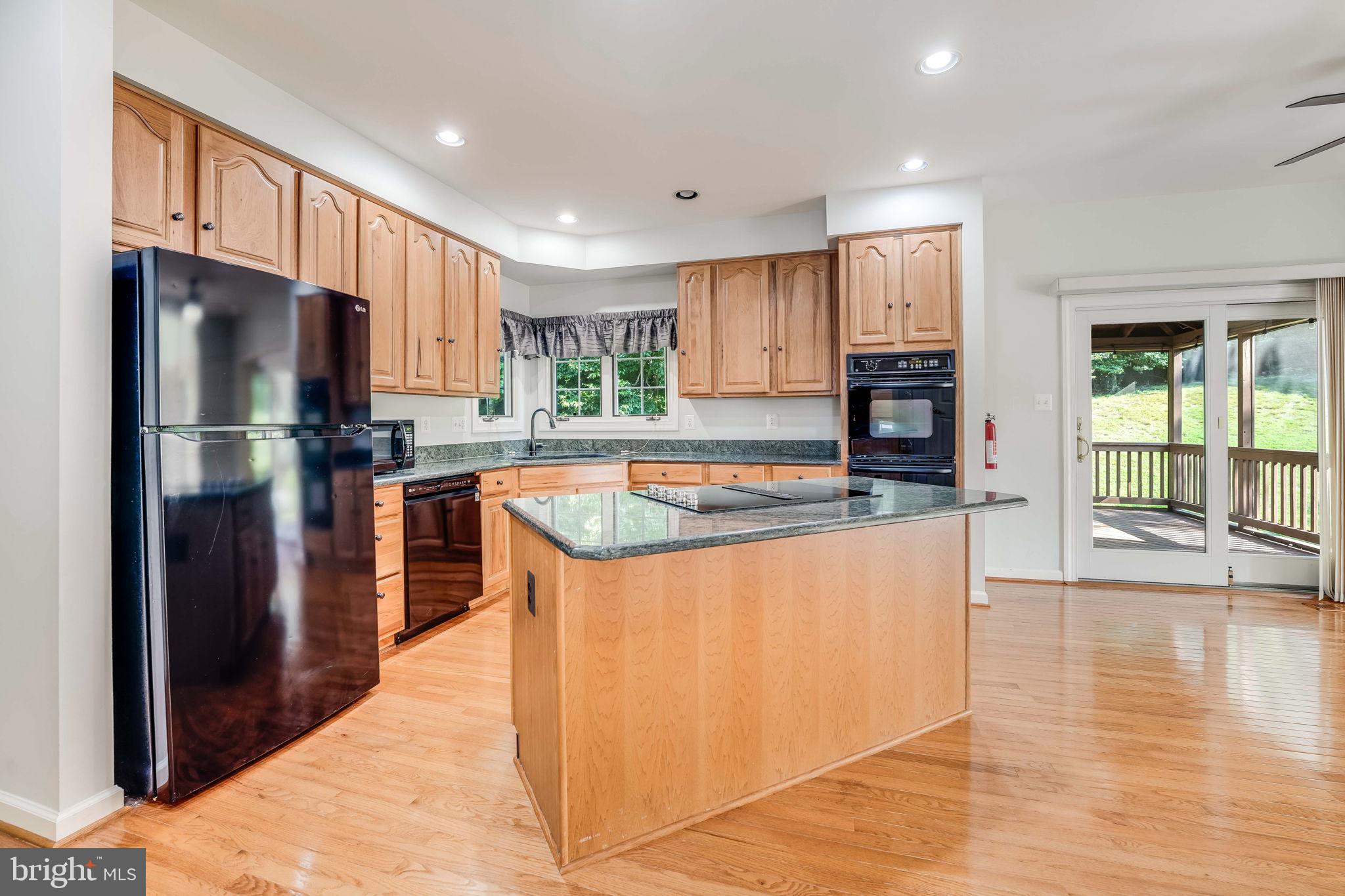 CREST RIDGE ESTATES - Residential