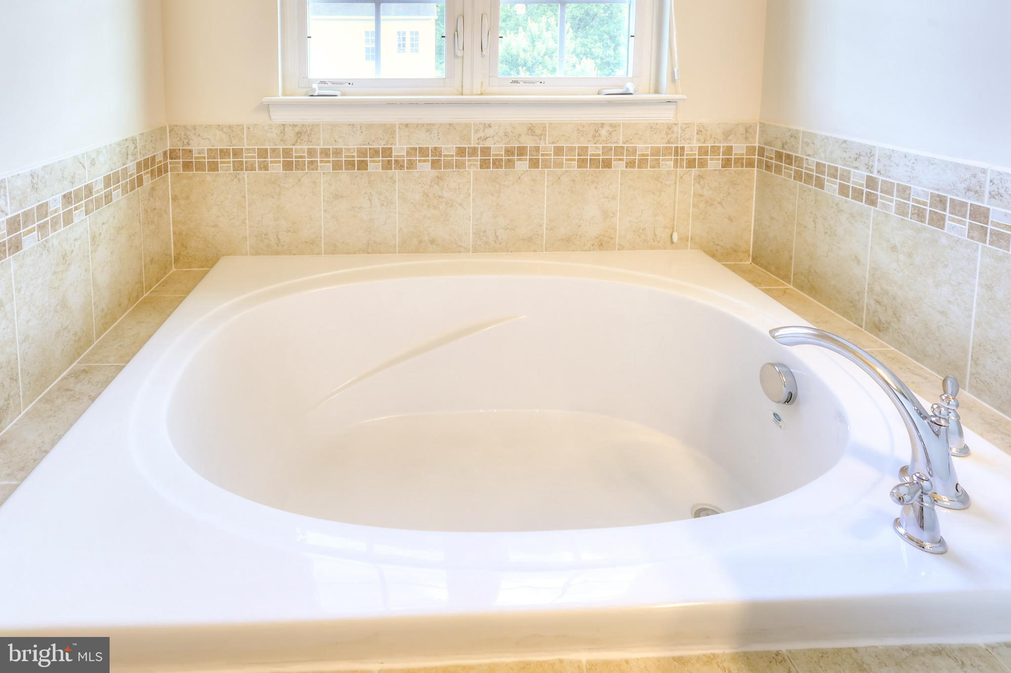 THE PARK AT ADDISON METRO - Residential Lease