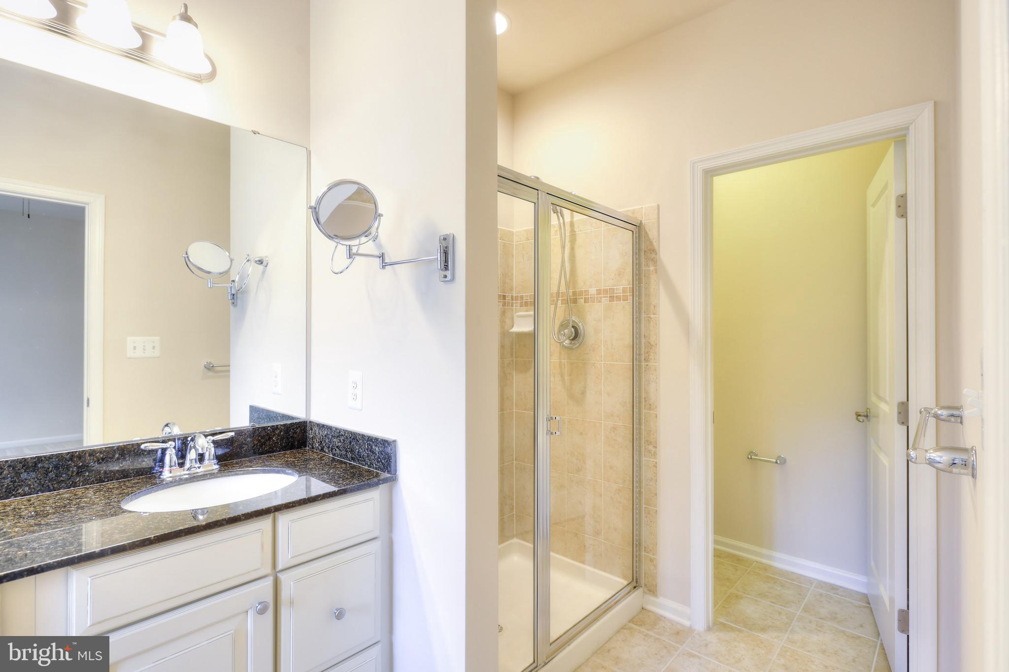 THE PARK AT ADDISON METRO - Residential Lease