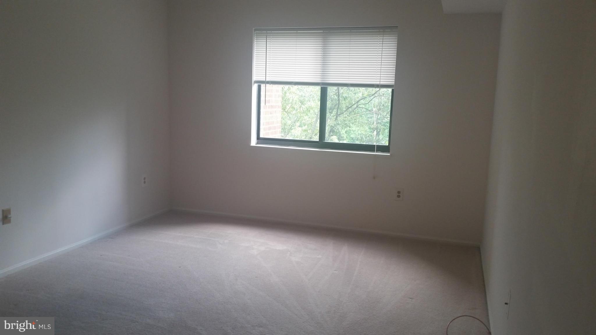 GREENS AT LEISURE WORLD - Residential