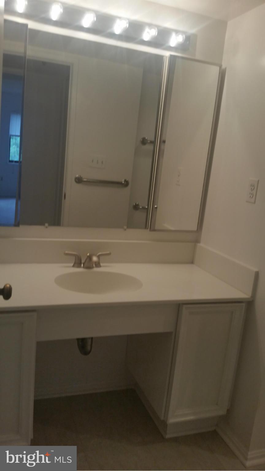 GREENS AT LEISURE WORLD - Residential