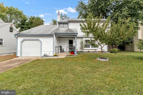 1273 S Farmview Drive, Dover, DE MLS: DEKT2031892