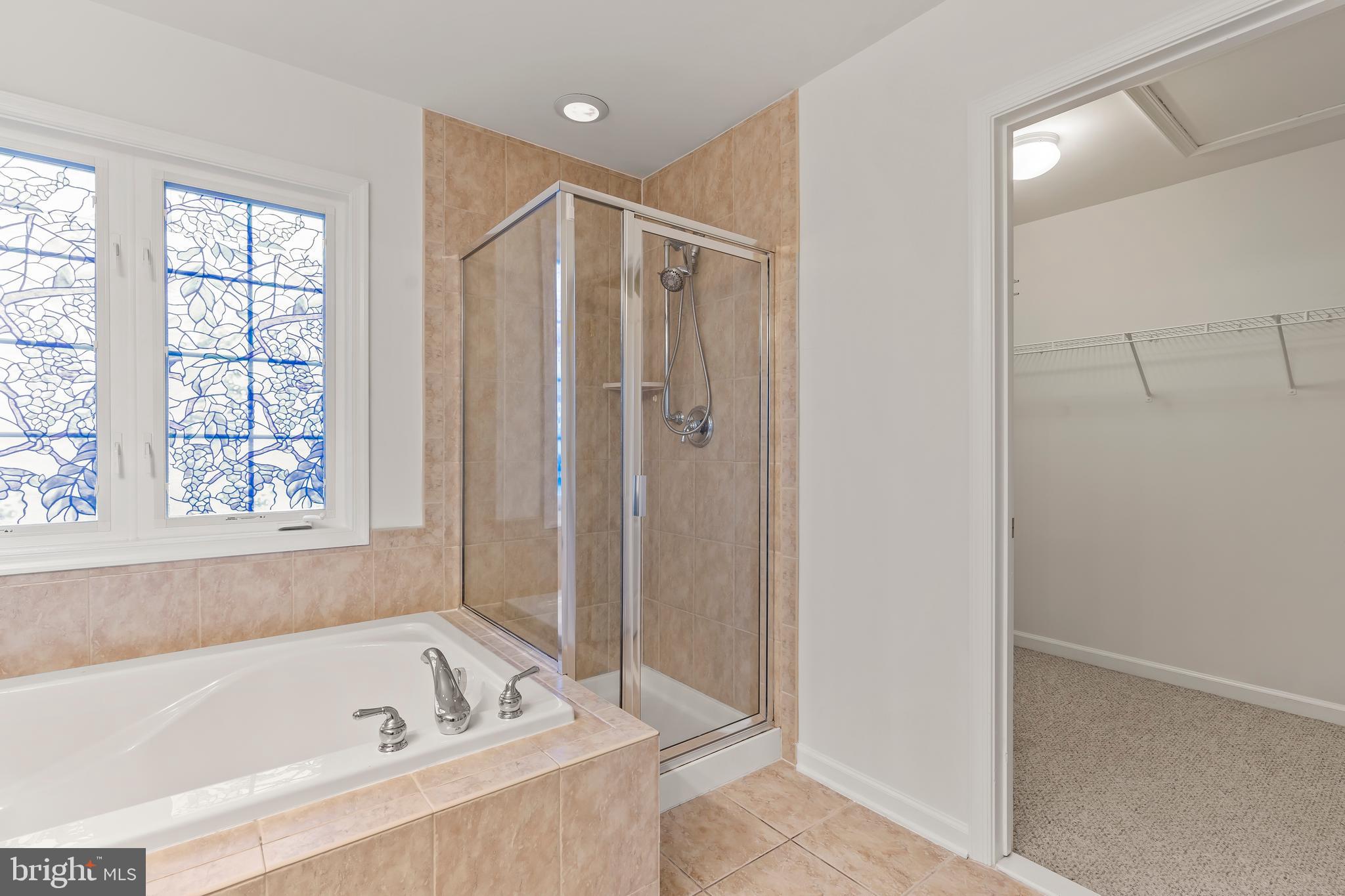 ARCHERS ROCK - Residential