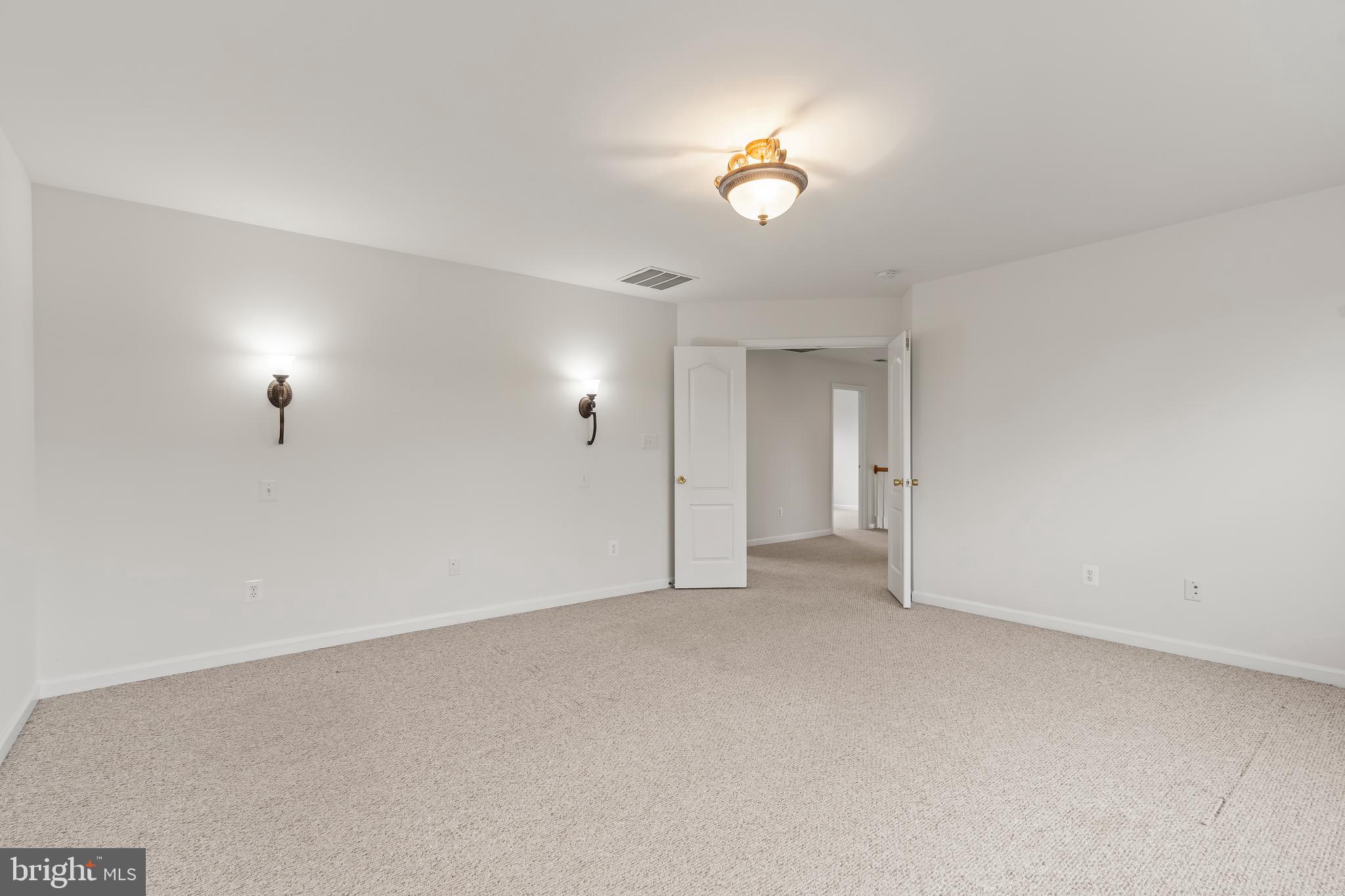 ARCHERS ROCK - Residential