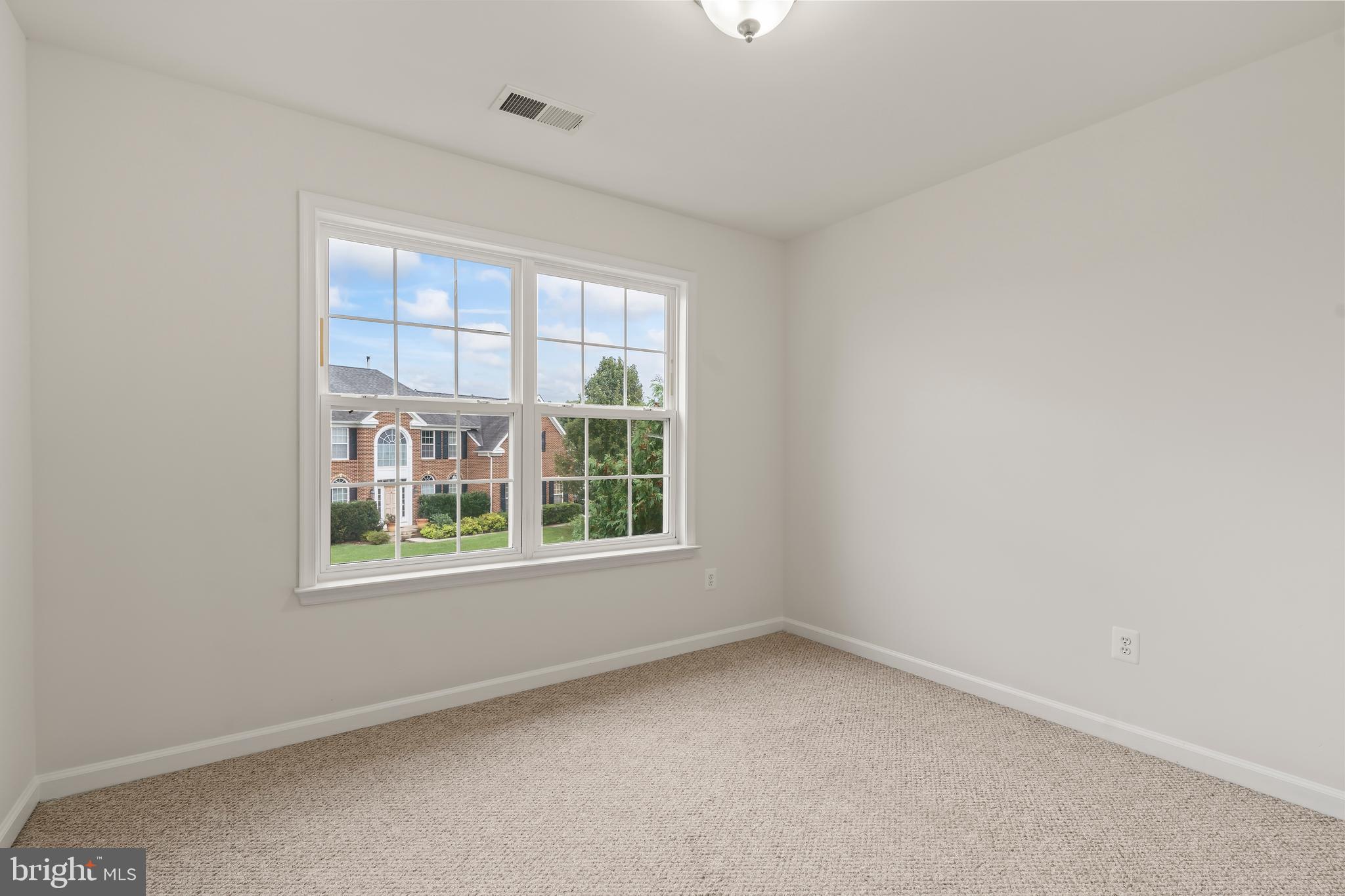 ARCHERS ROCK - Residential