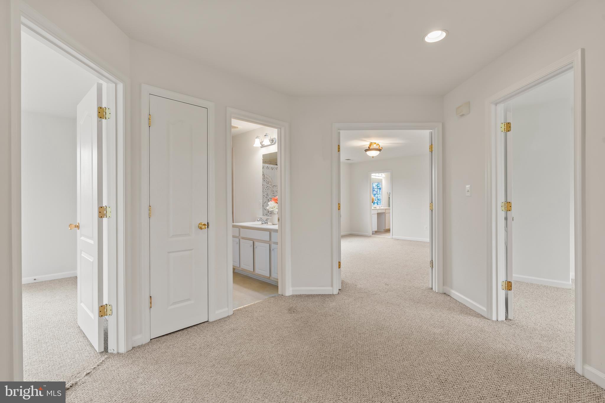 ARCHERS ROCK - Residential