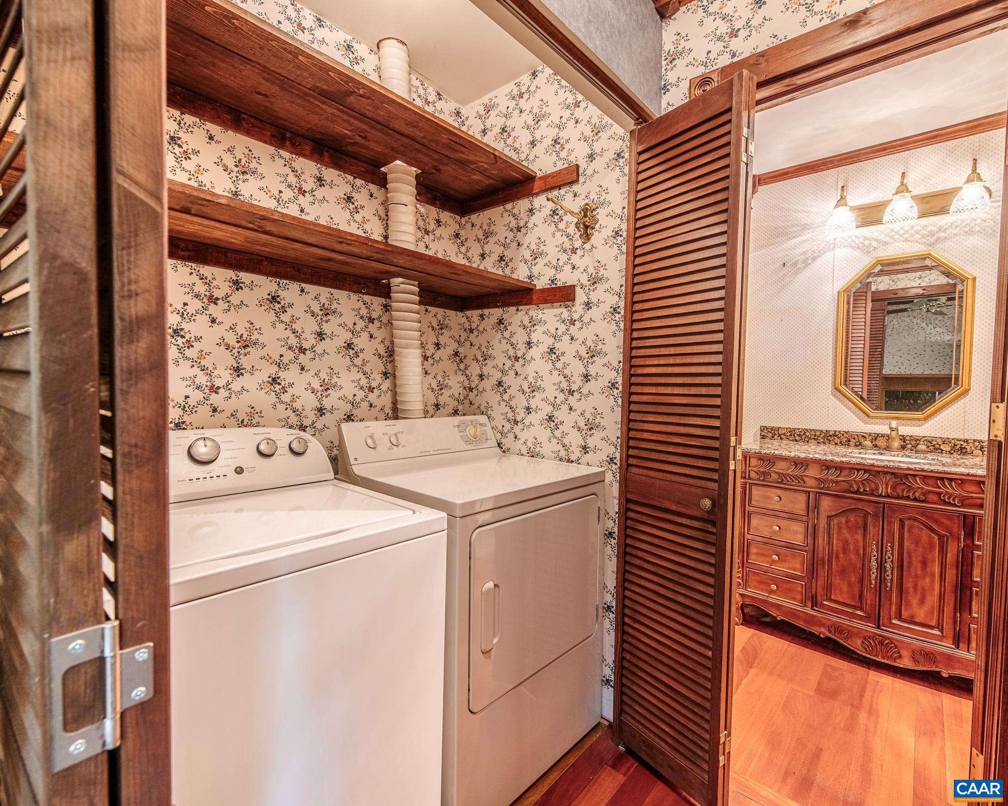 RETRIEVER RIDGE - Residential