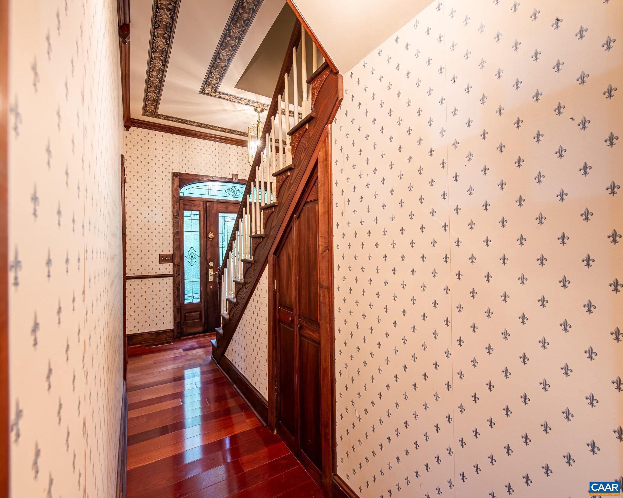 RETRIEVER RIDGE - Residential