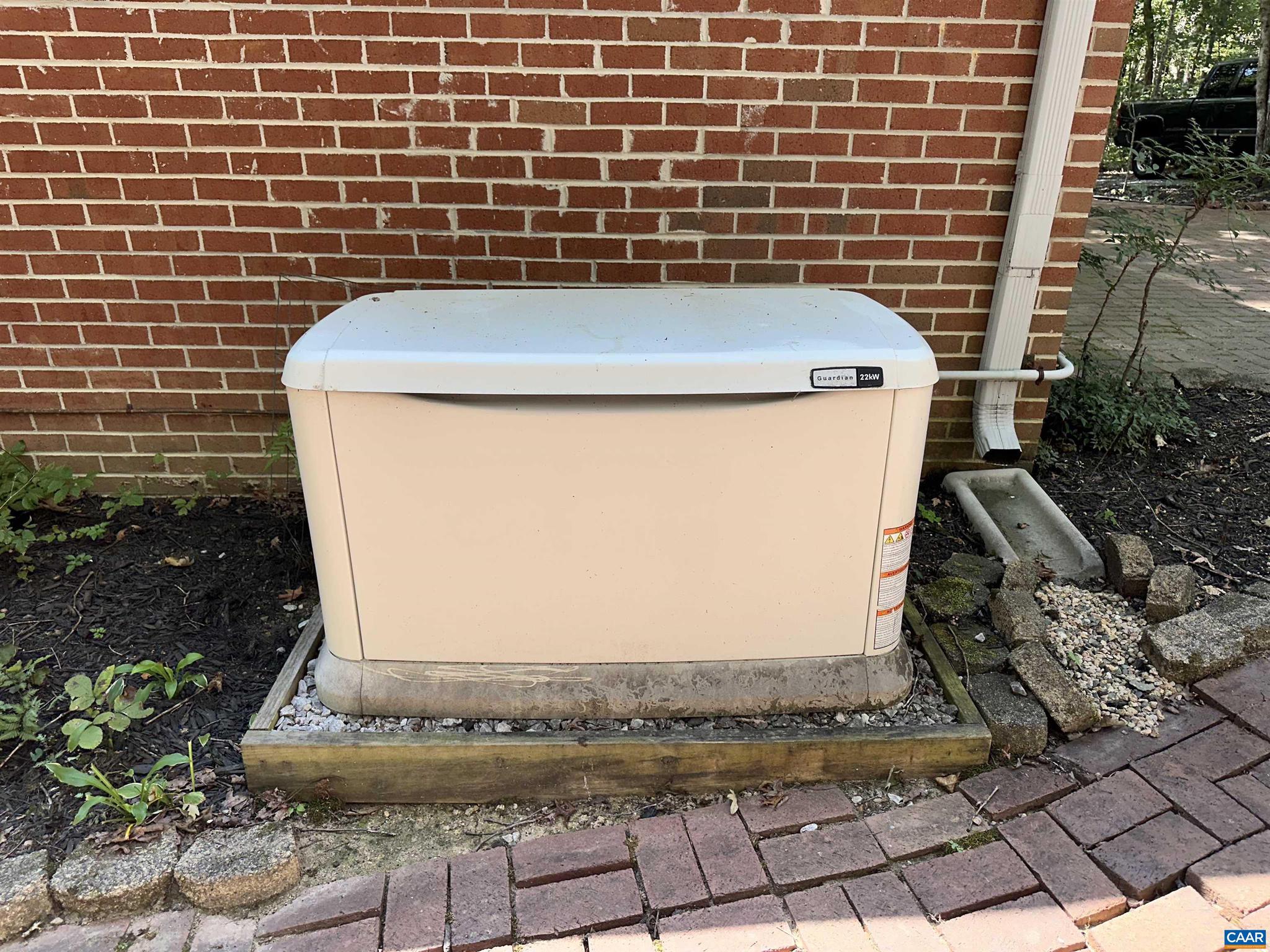 RETRIEVER RIDGE - Residential