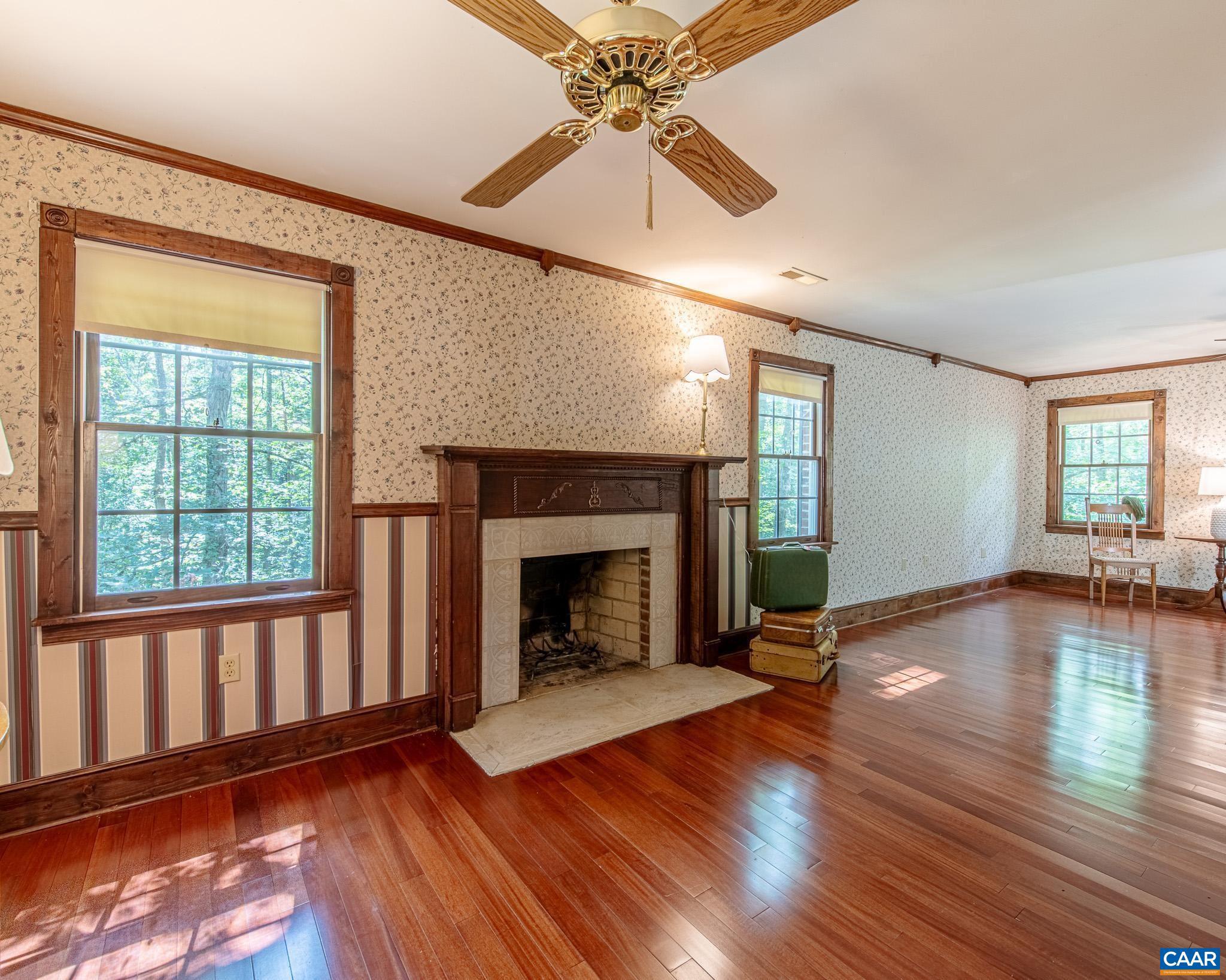 RETRIEVER RIDGE - Residential