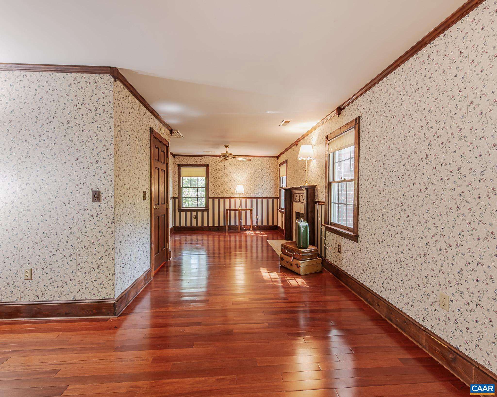 RETRIEVER RIDGE - Residential