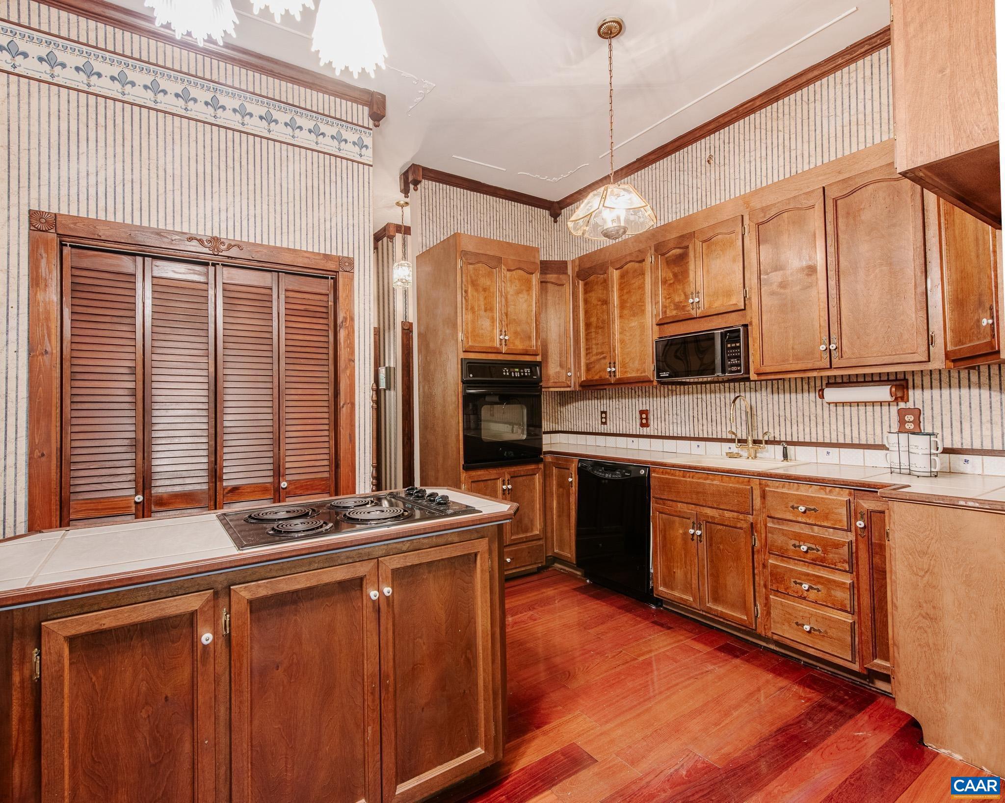 RETRIEVER RIDGE - Residential