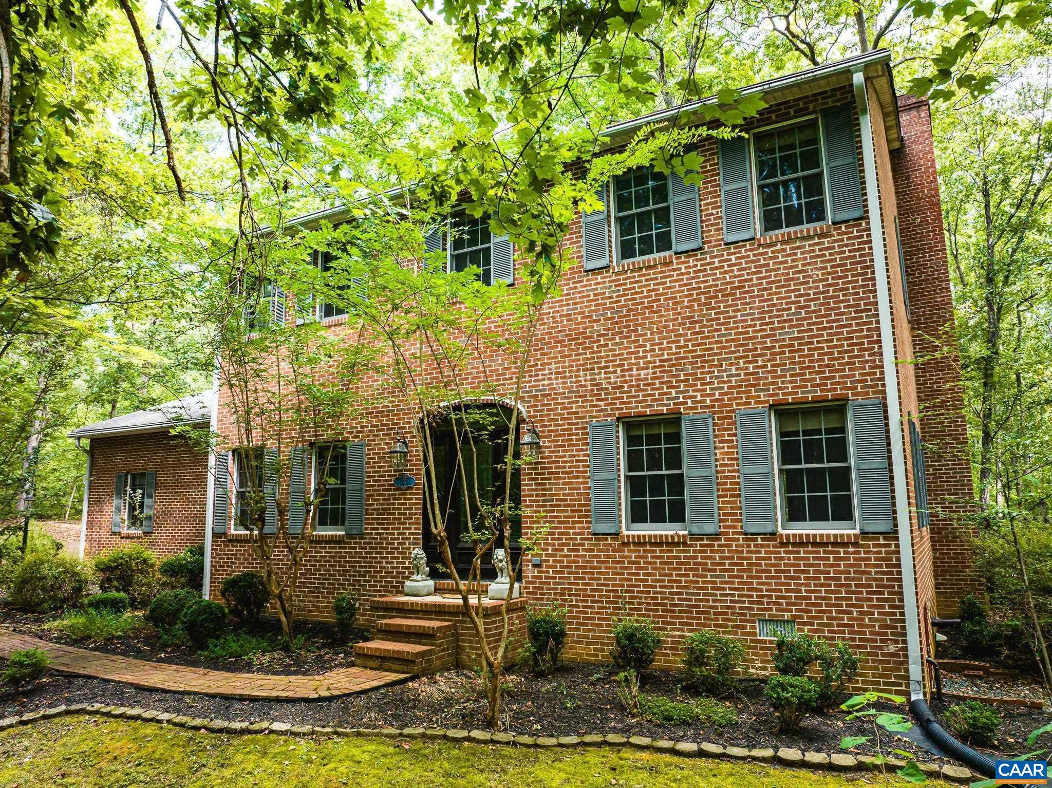 RETRIEVER RIDGE - Residential