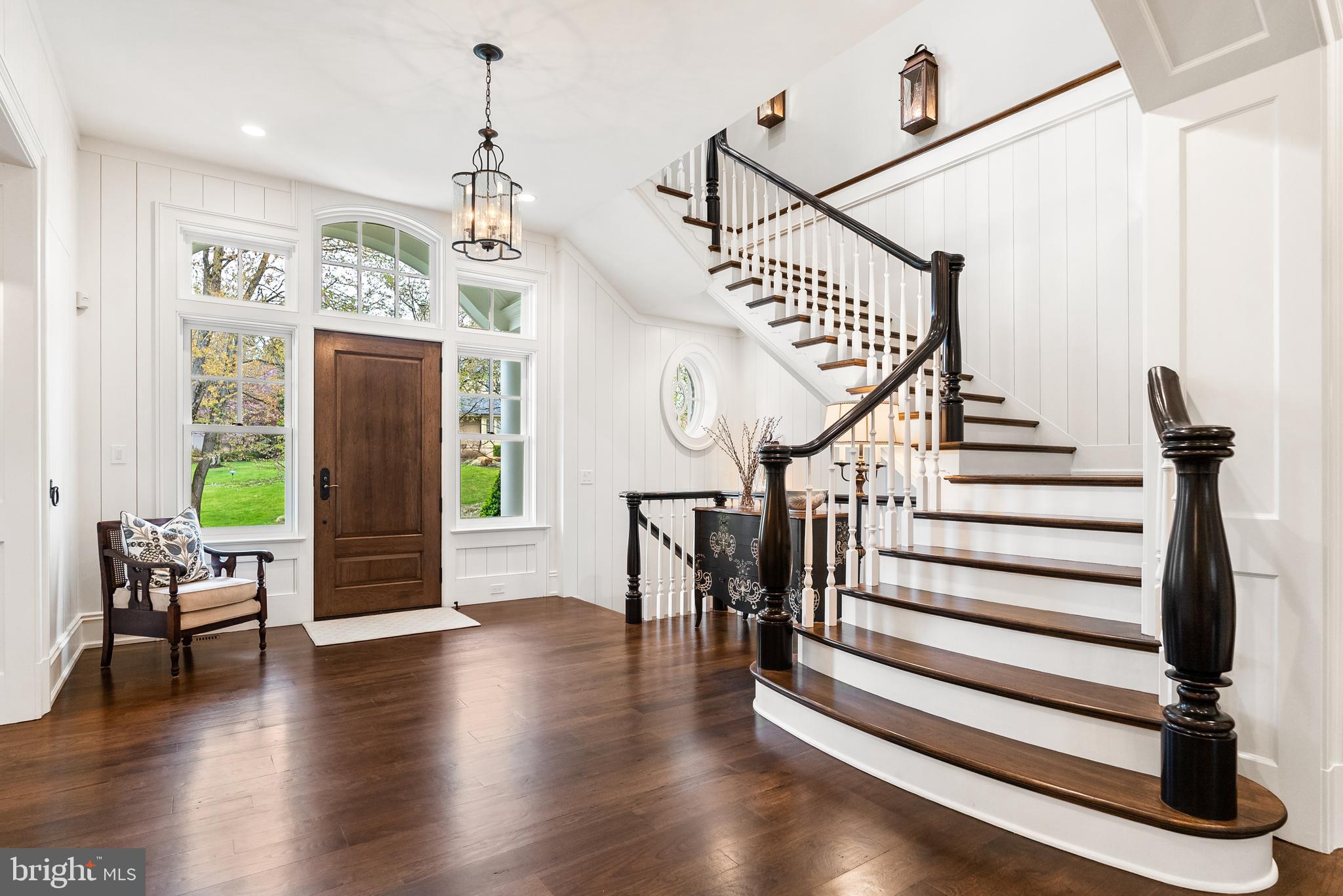 SALONA VILLAGE - Residential