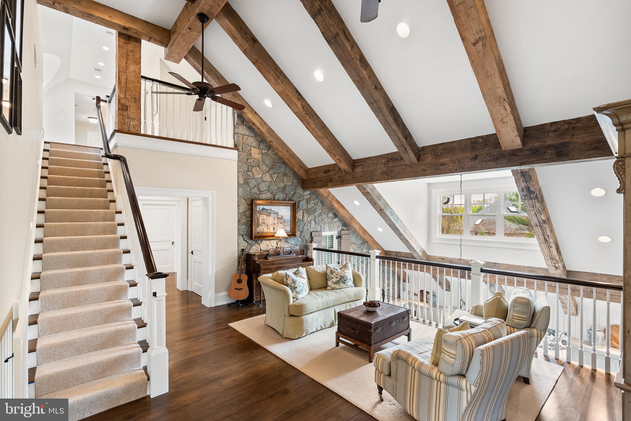 SALONA VILLAGE - Residential