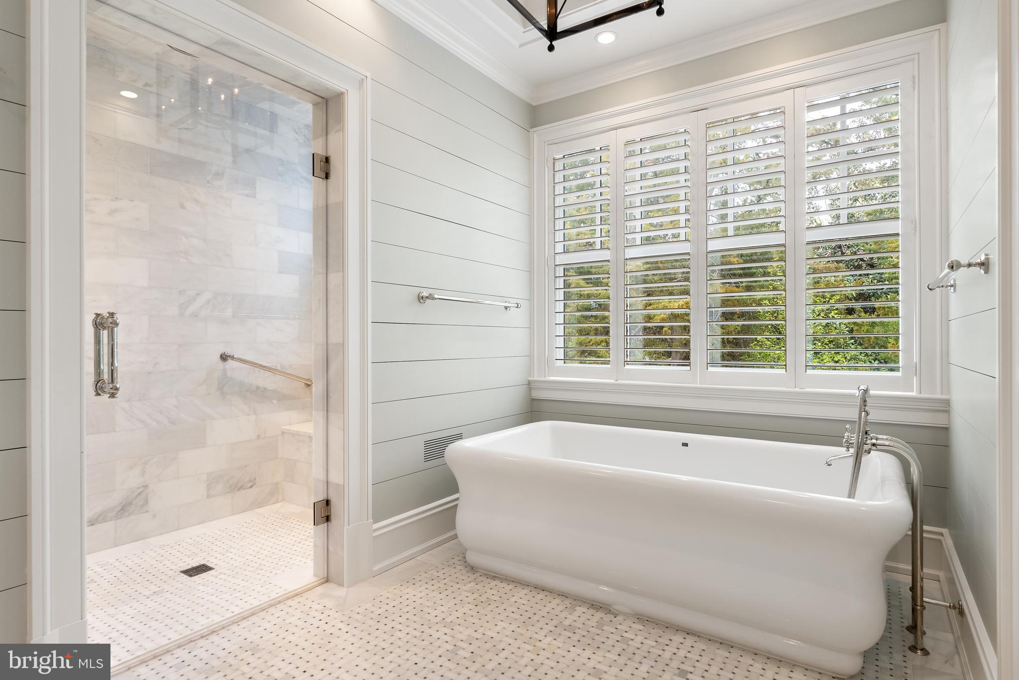 SALONA VILLAGE - Residential