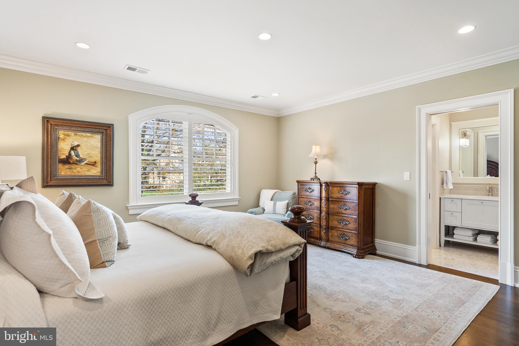 SALONA VILLAGE - Residential