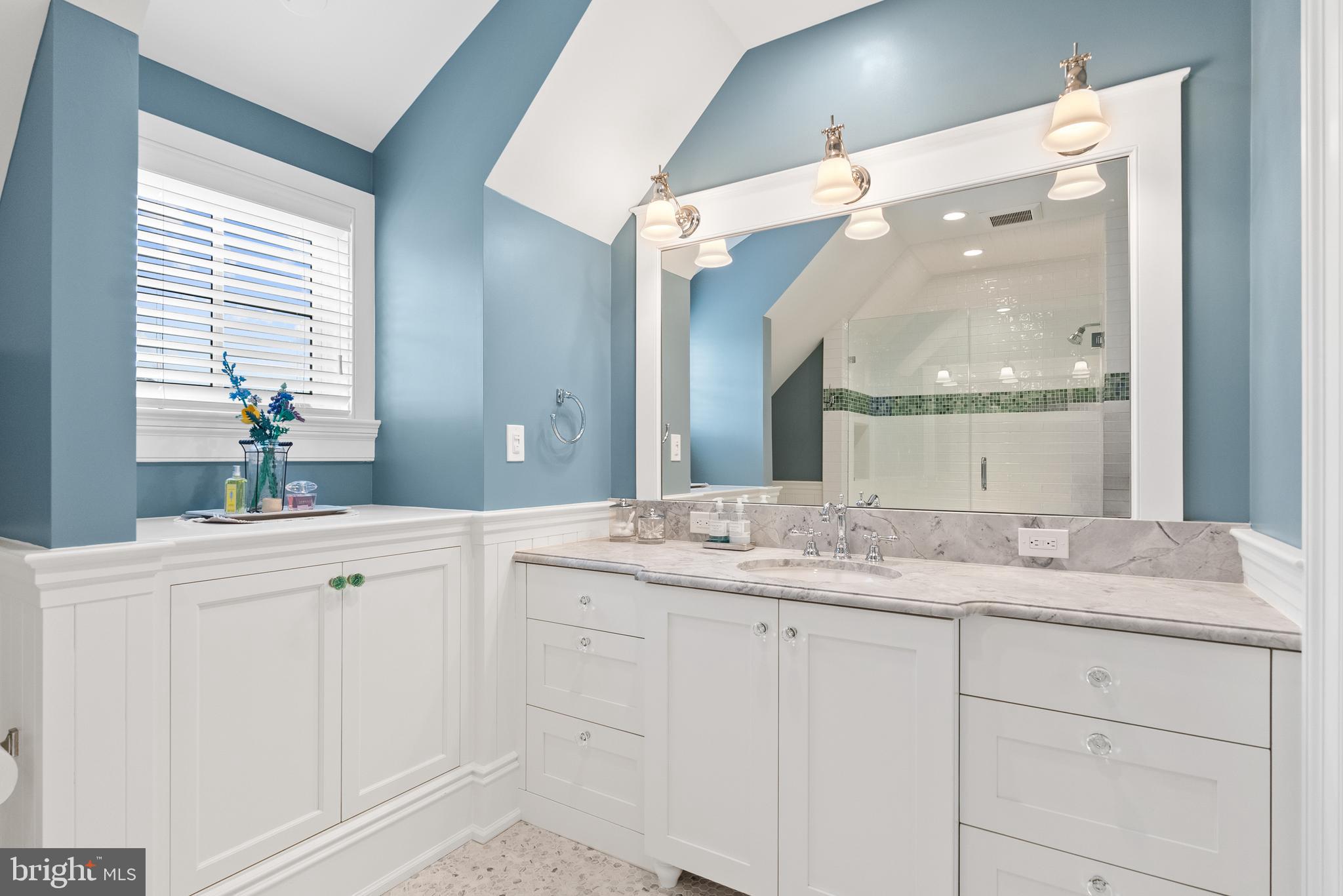 SALONA VILLAGE - Residential