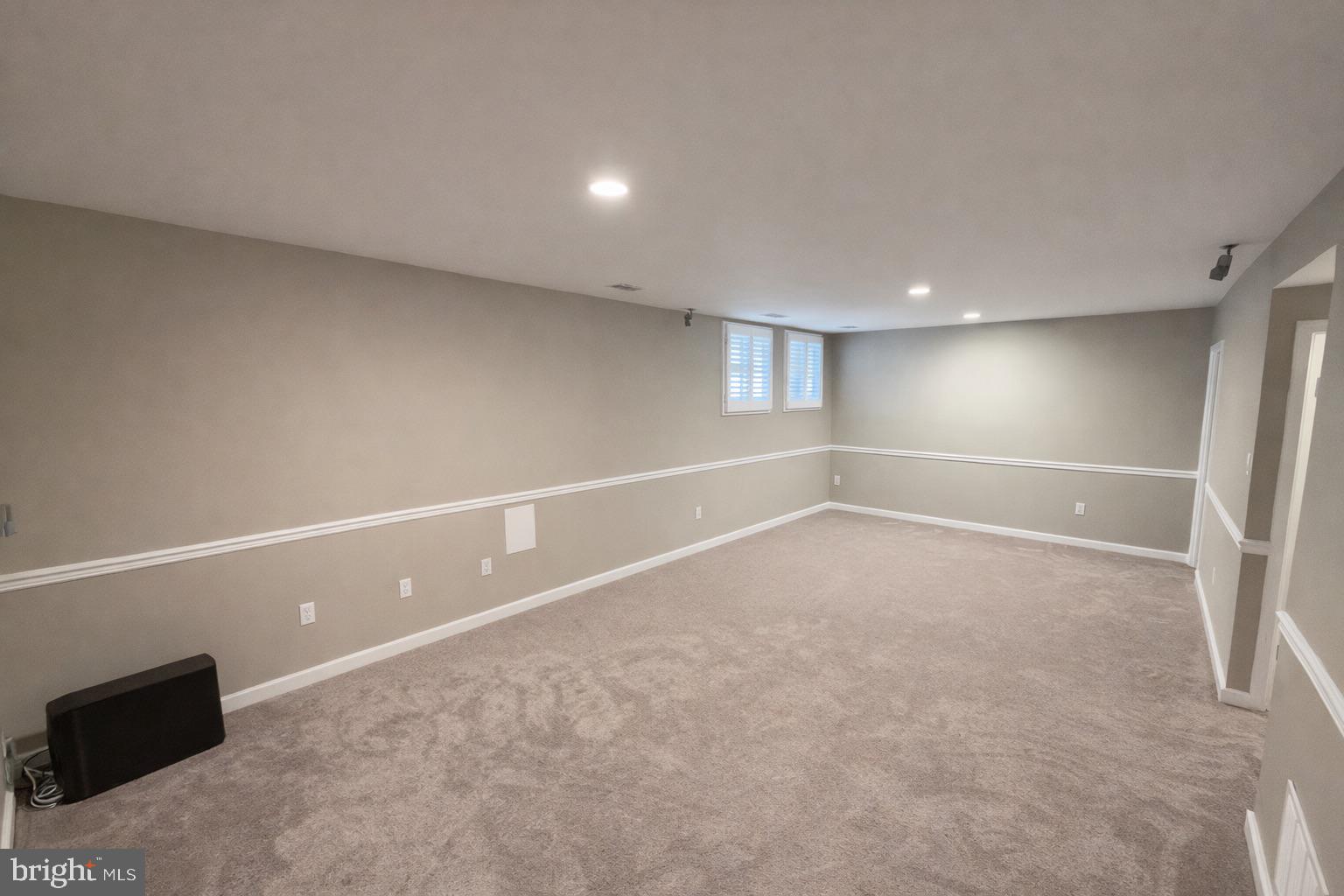 RIVER HILL - Residential