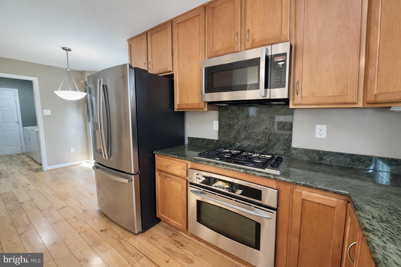 RIVER HILL - Residential