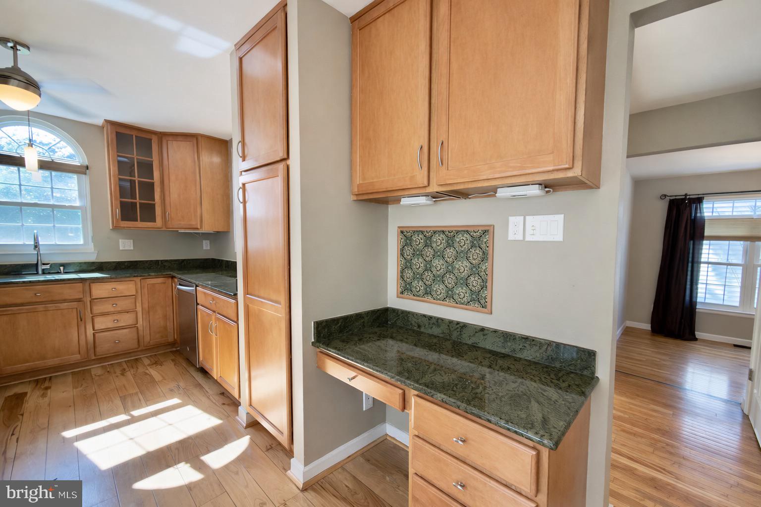 RIVER HILL - Residential