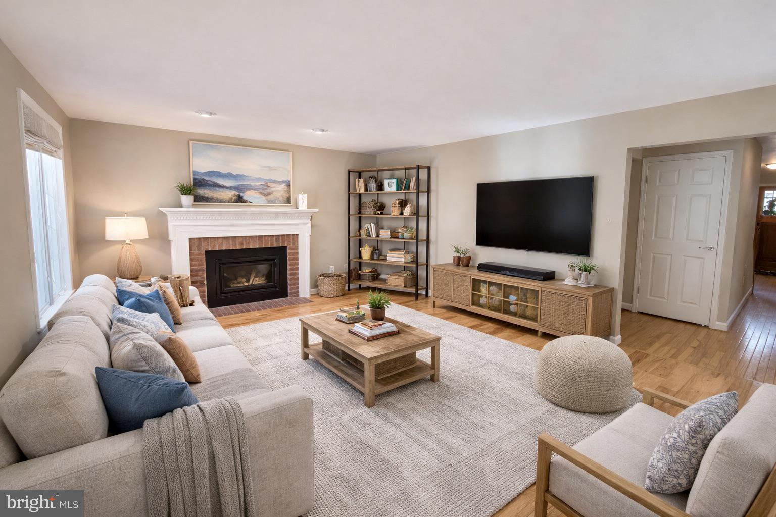 VILLAGE OF RIVER HILL - Residential